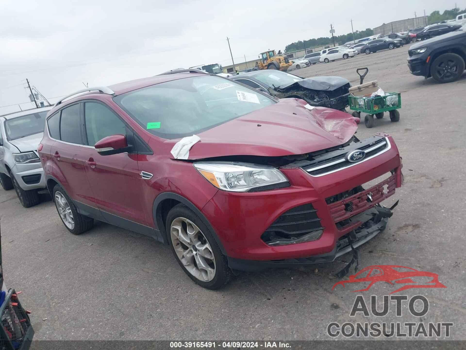FORD ESCAPE 2016 - 1FMCU0J90GUA97116