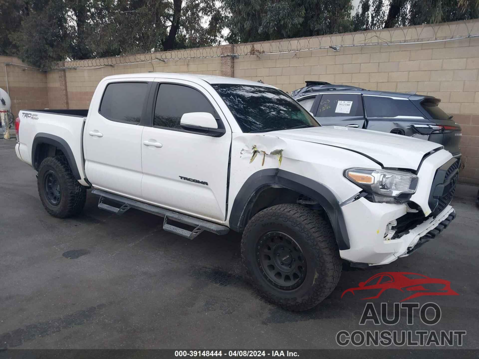 TOYOTA TACOMA 2019 - 3TMAZ5CN1KM113387