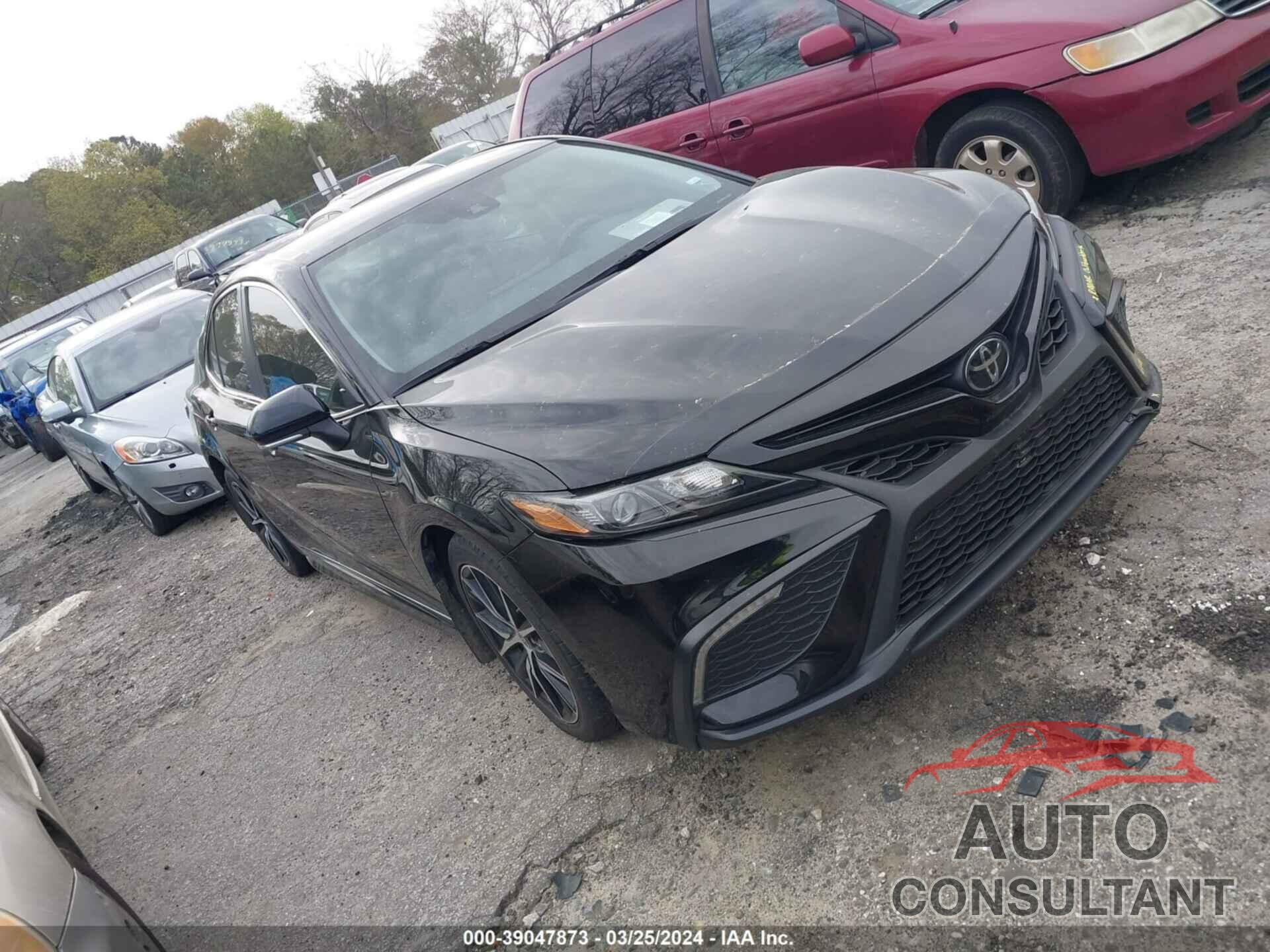 TOYOTA CAMRY 2023 - 4T1G11AK2PU741217