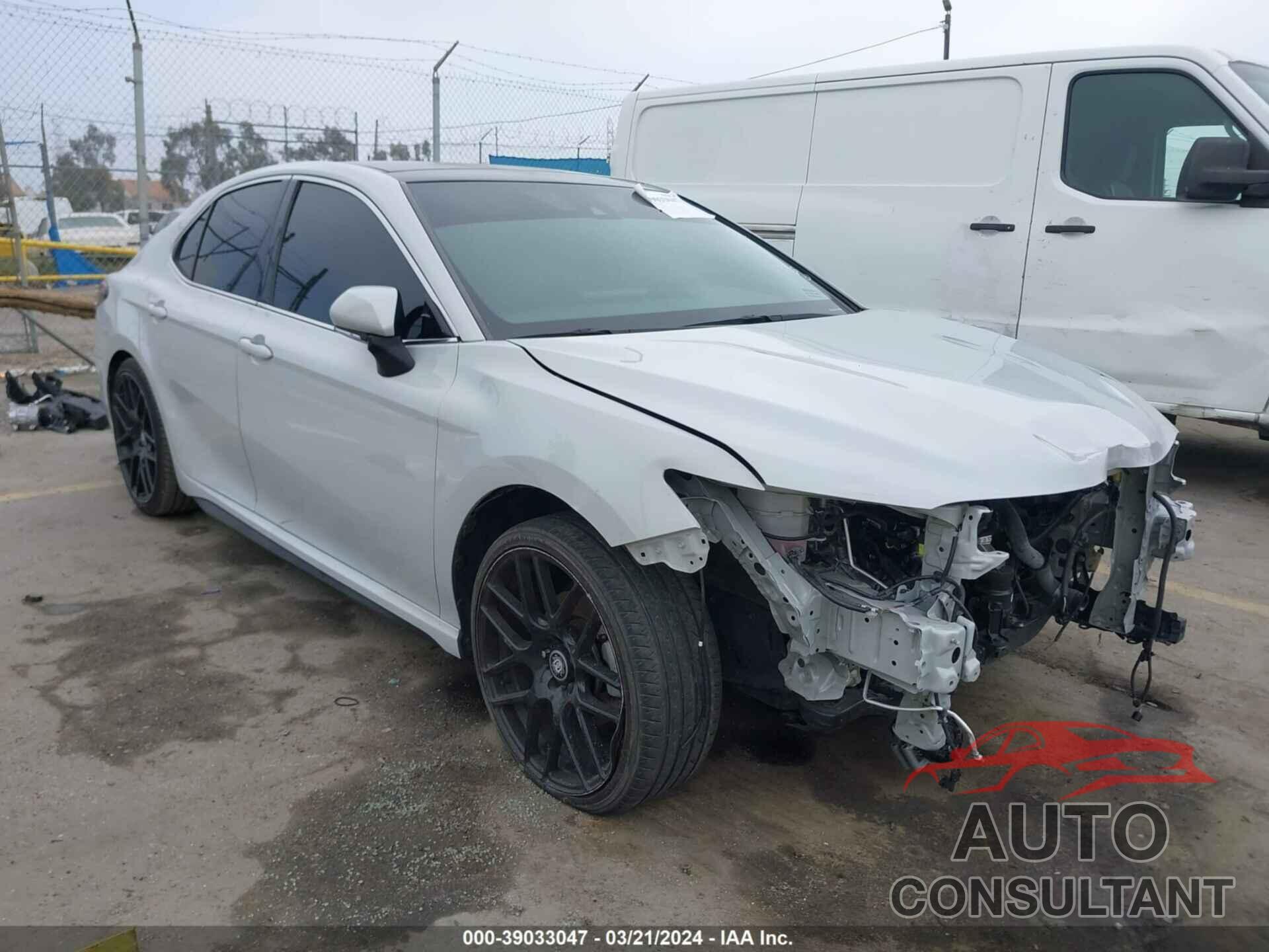 TOYOTA CAMRY 2022 - 4T1K61AK5NU003081