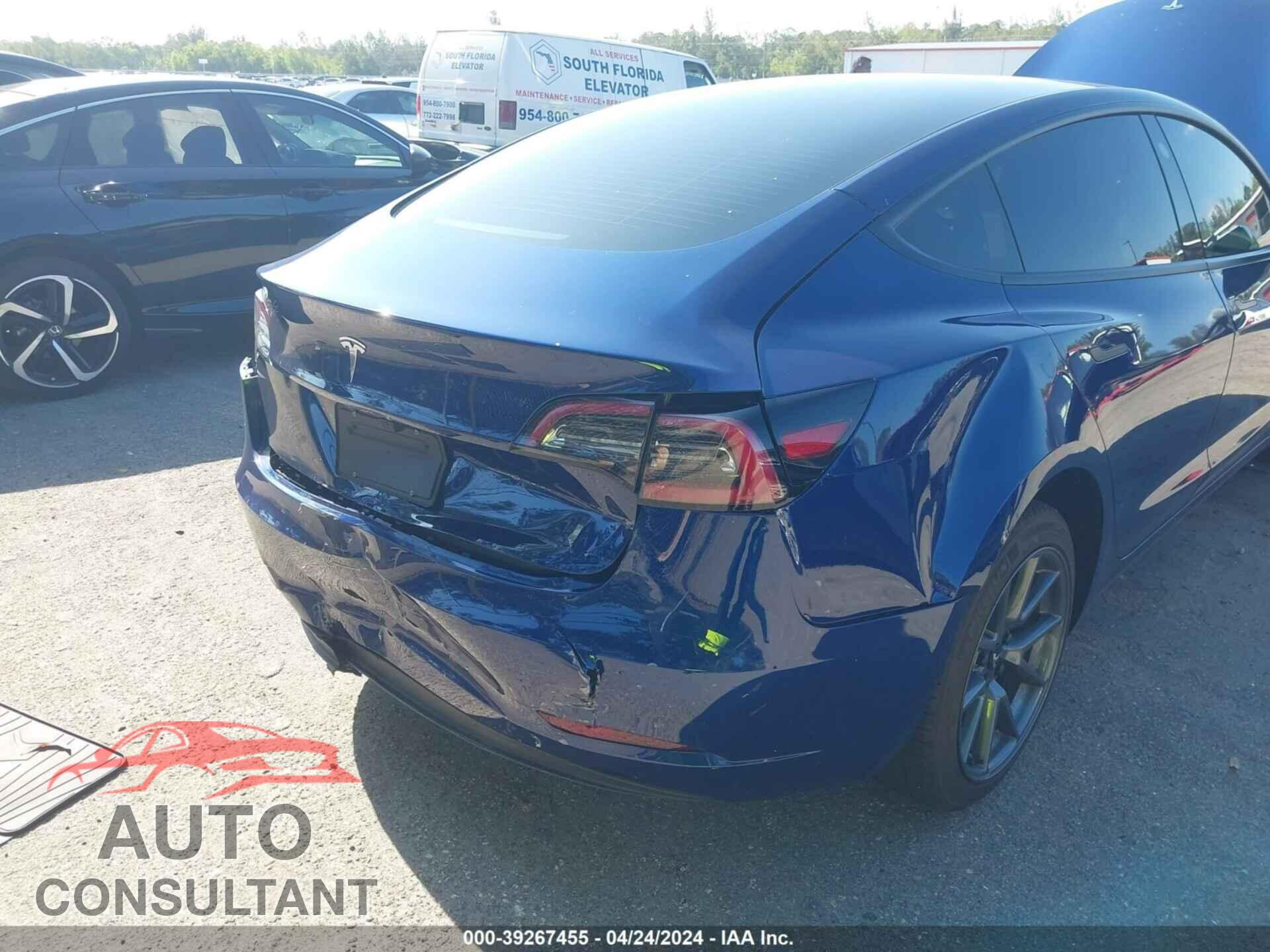 TESLA MODEL 3 2023 - 5YJ3E1EA4PF490802