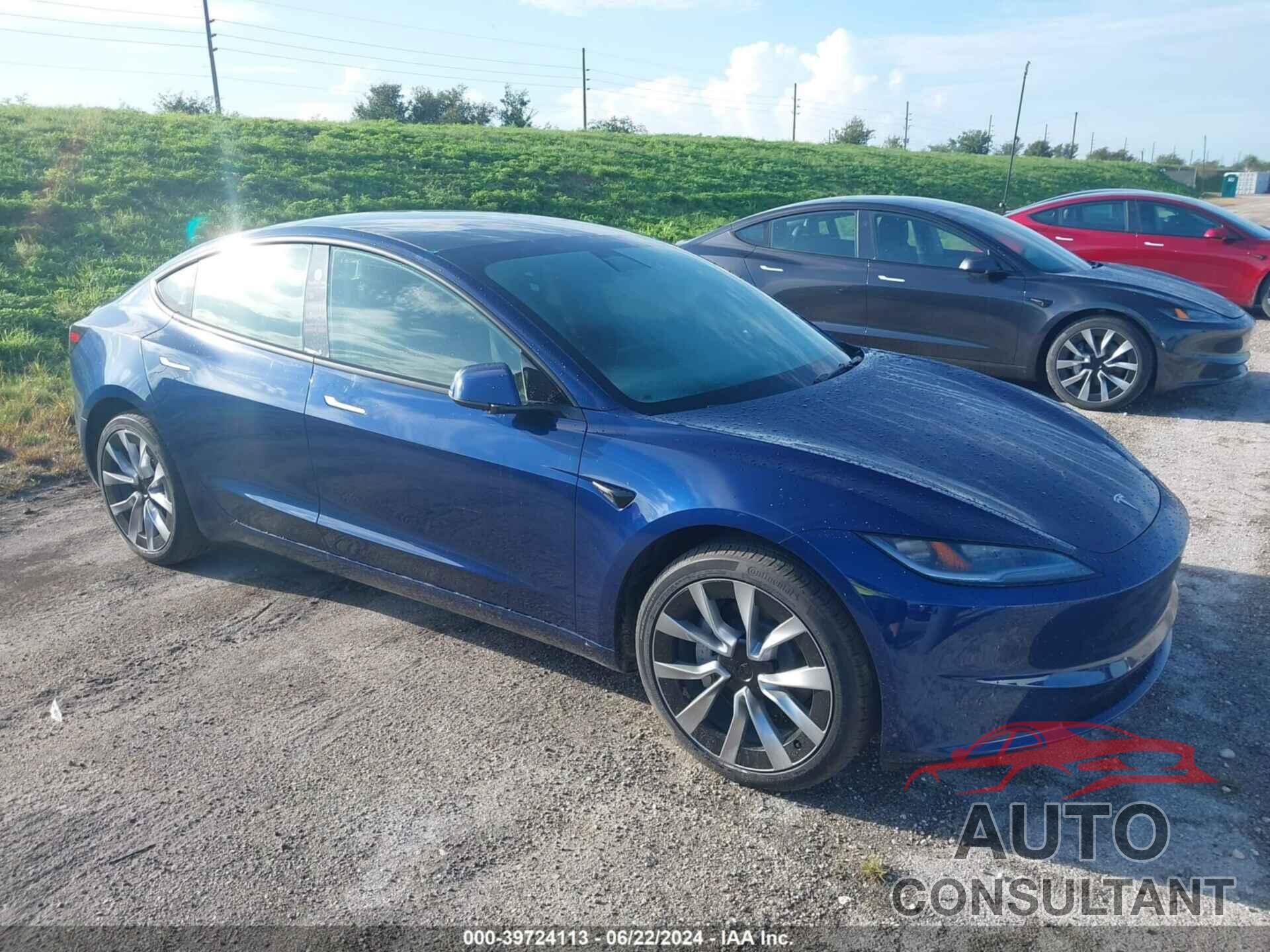 TESLA MODEL 3 2024 - 5YJ3E1EA7RF752654