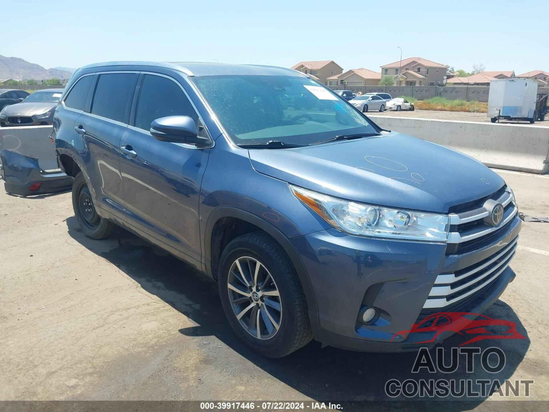 TOYOTA HIGHLANDER 2018 - 5TDKZRFHXJS250490