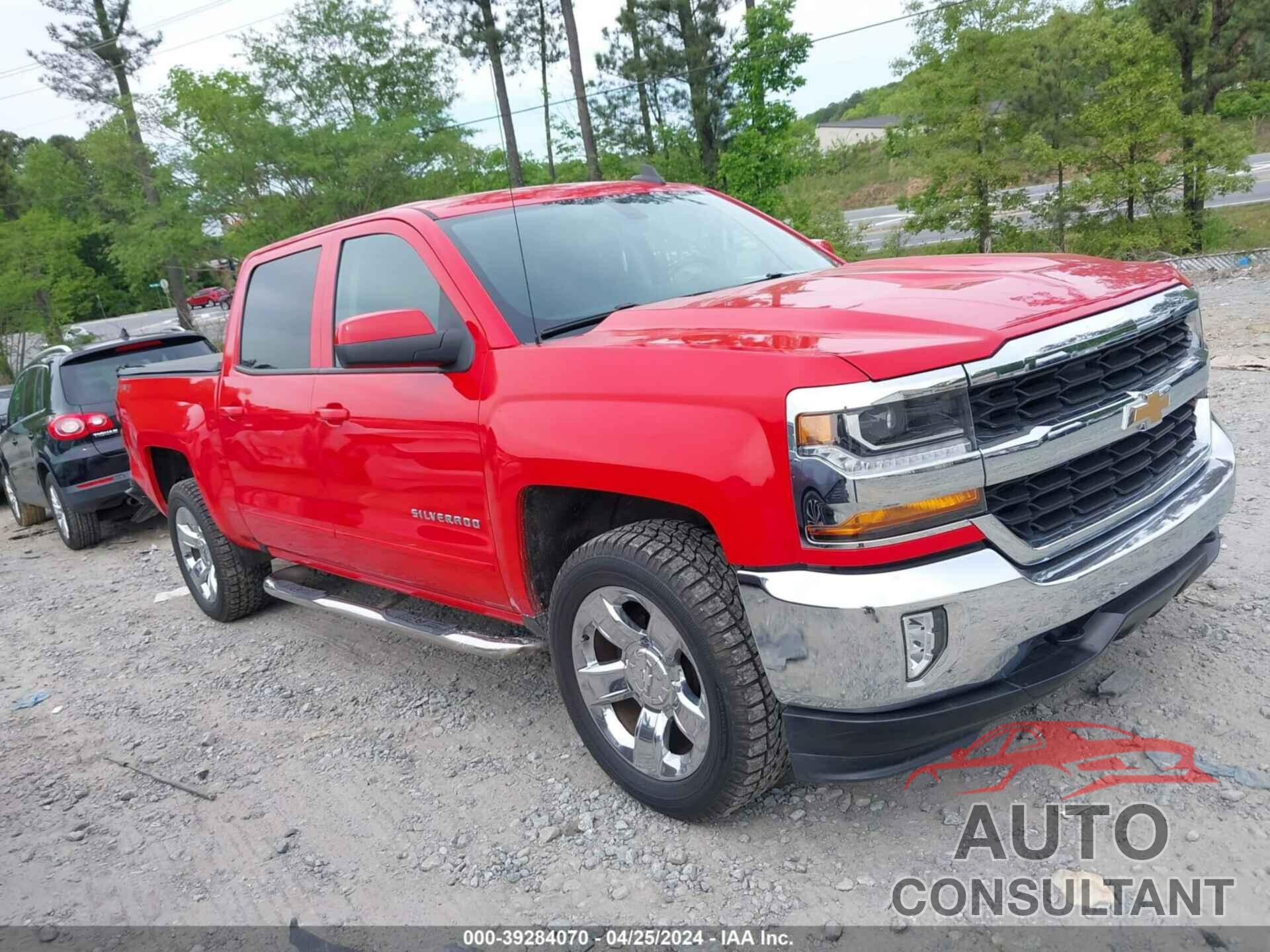 CHEVROLET SILVERADO 1500 2018 - 3GCUKRER8JG370780