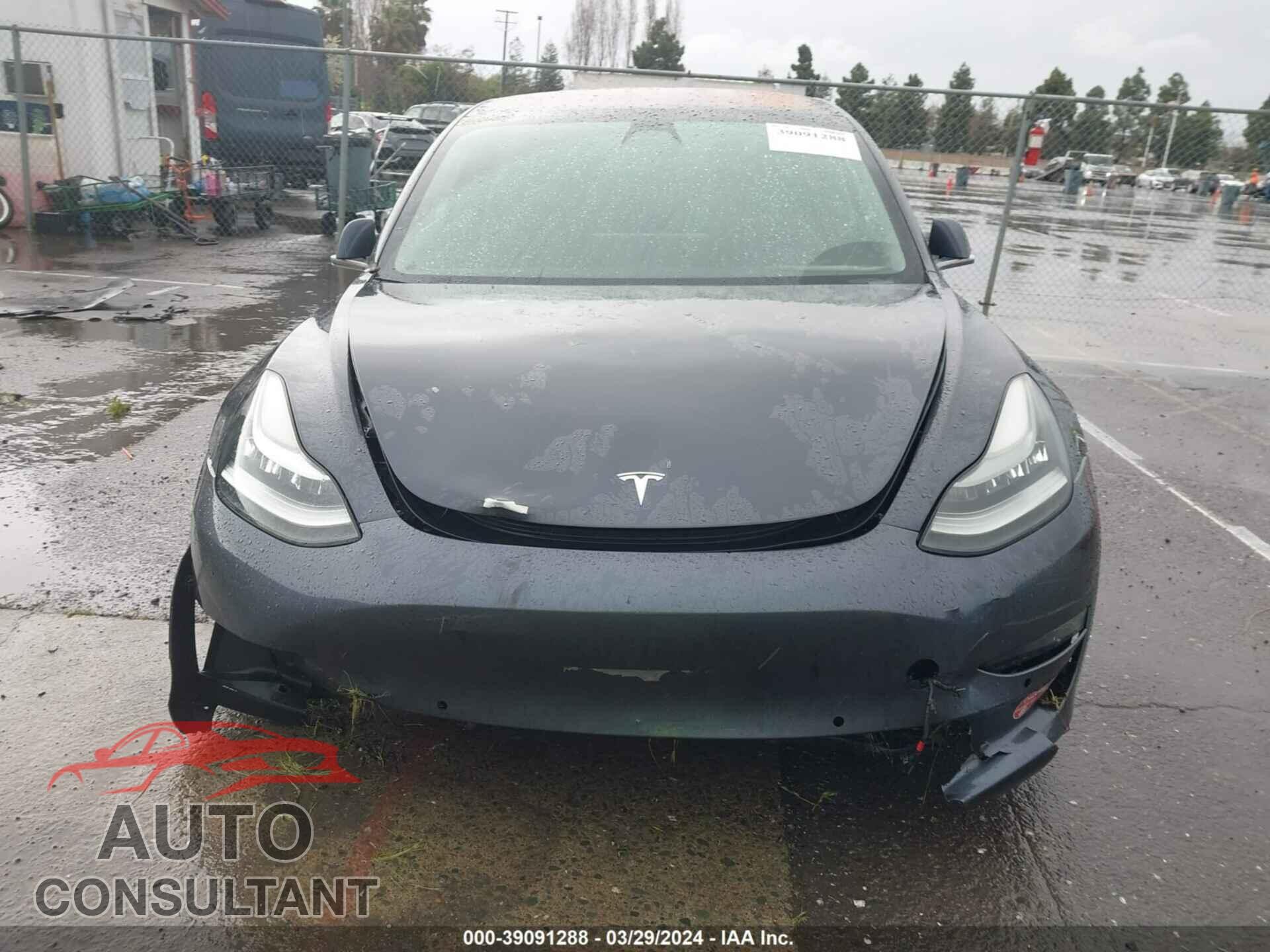 TESLA MODEL 3 2018 - 5YJ3E1EA9JF024001
