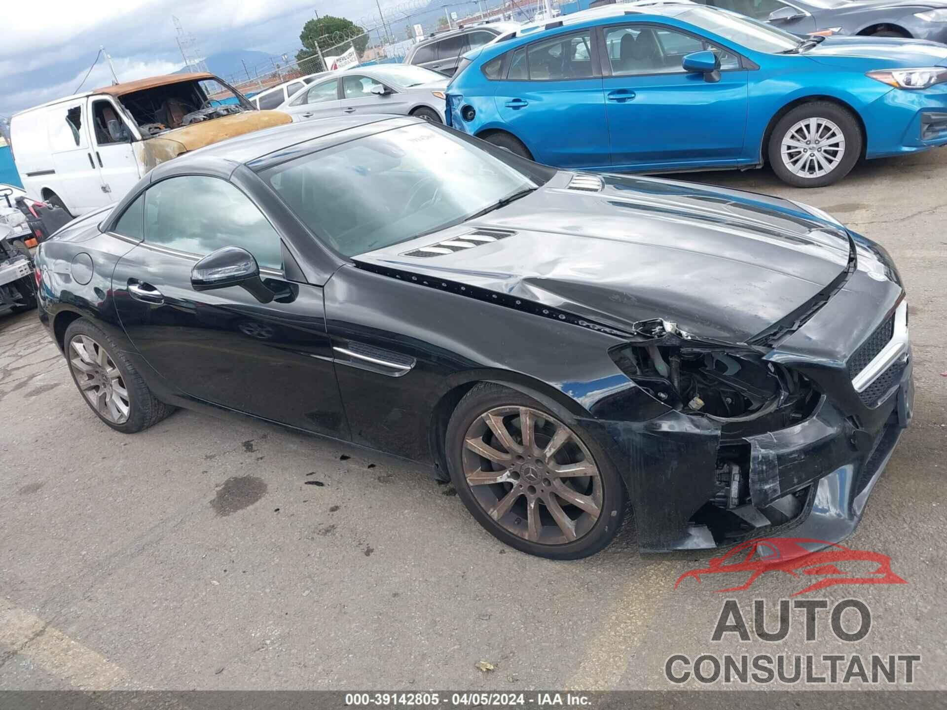 MERCEDES-BENZ SLC 300 2017 - WDDPK3JA9HF140094