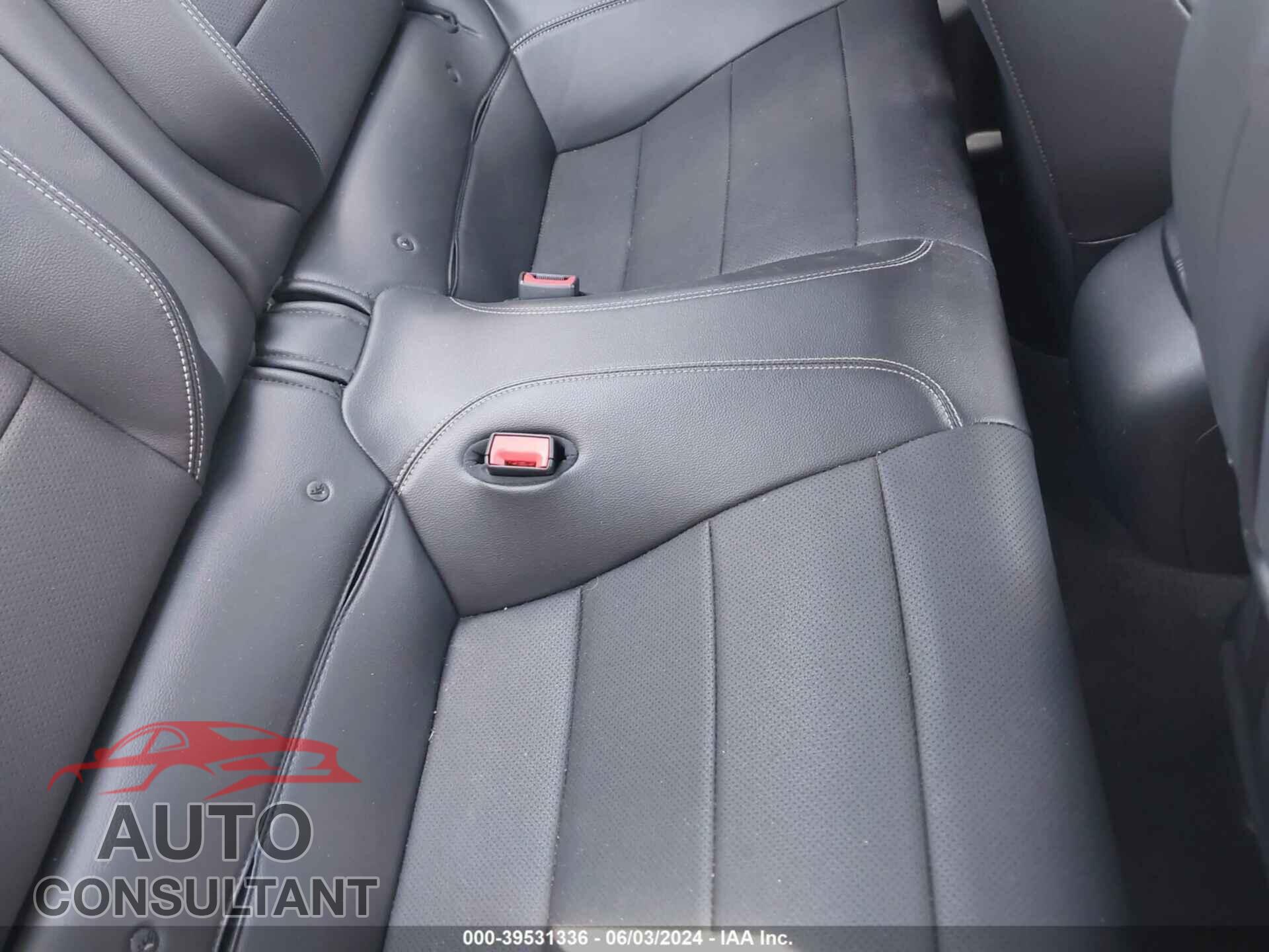 FORD MUSTANG 2018 - 1FA6P8TH8J5146128