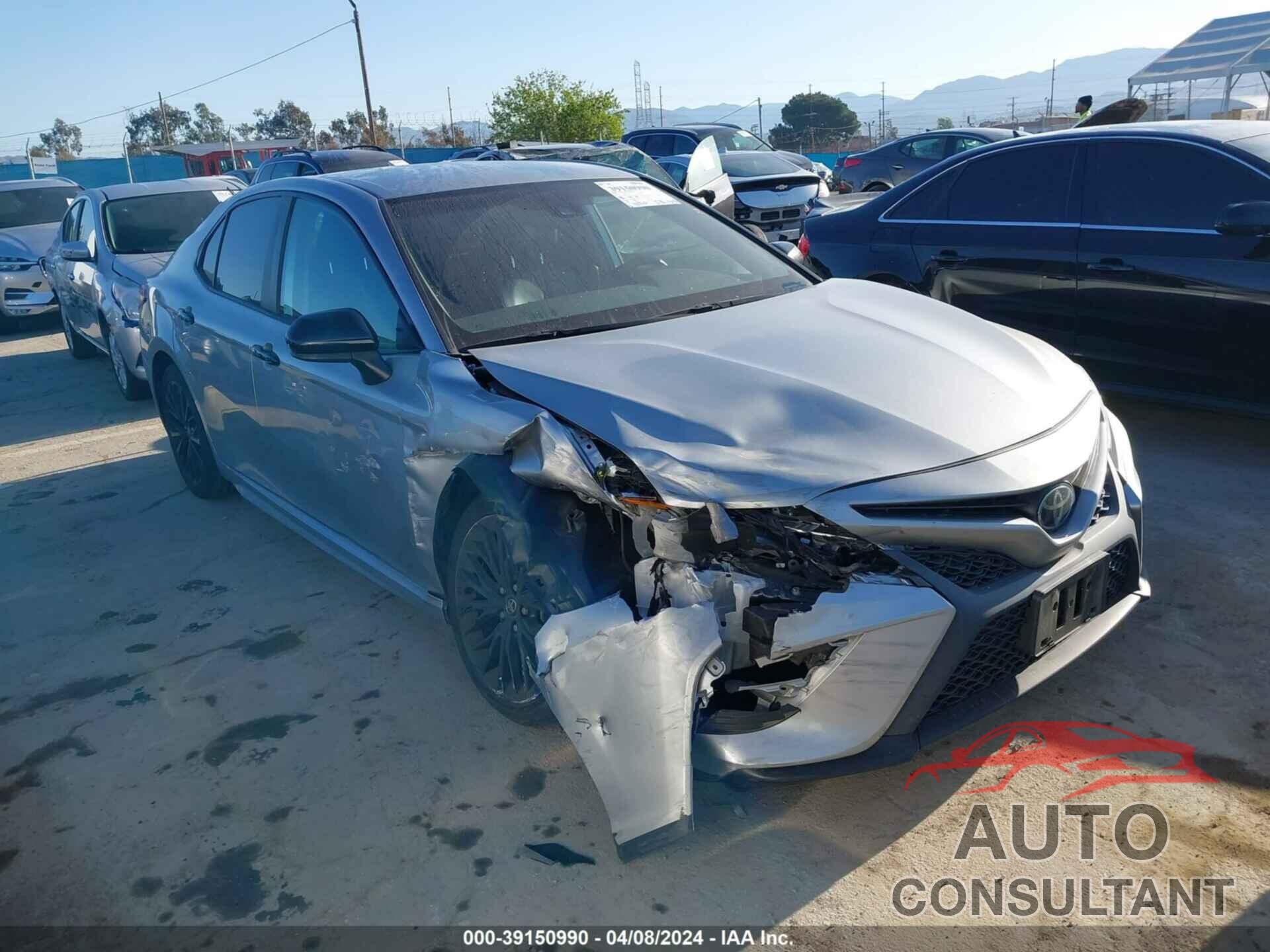 TOYOTA CAMRY 2020 - 4T1G11AK6LU312902