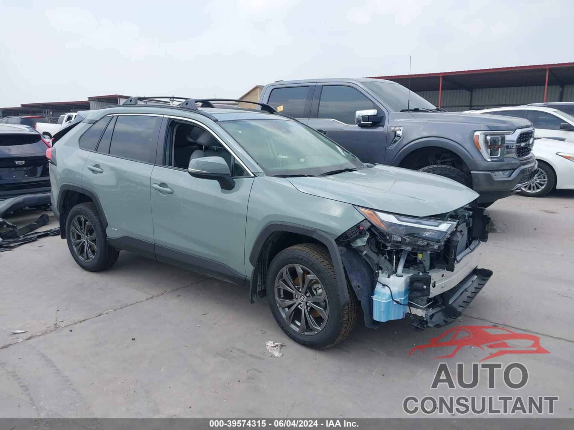 TOYOTA RAV4 2023 - JTMB6RFV4PD115492