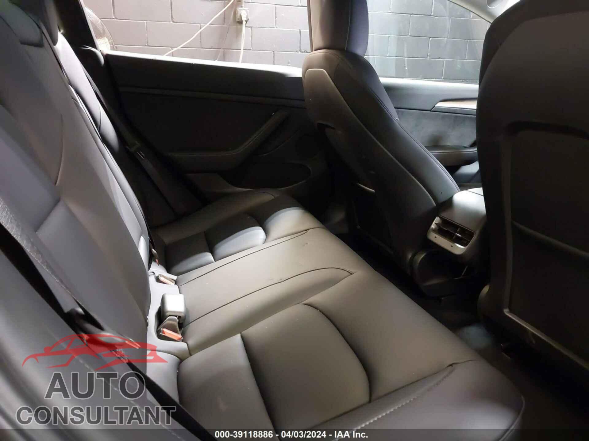 TESLA MODEL 3 2023 - 5YJ3E1EA1PF711546