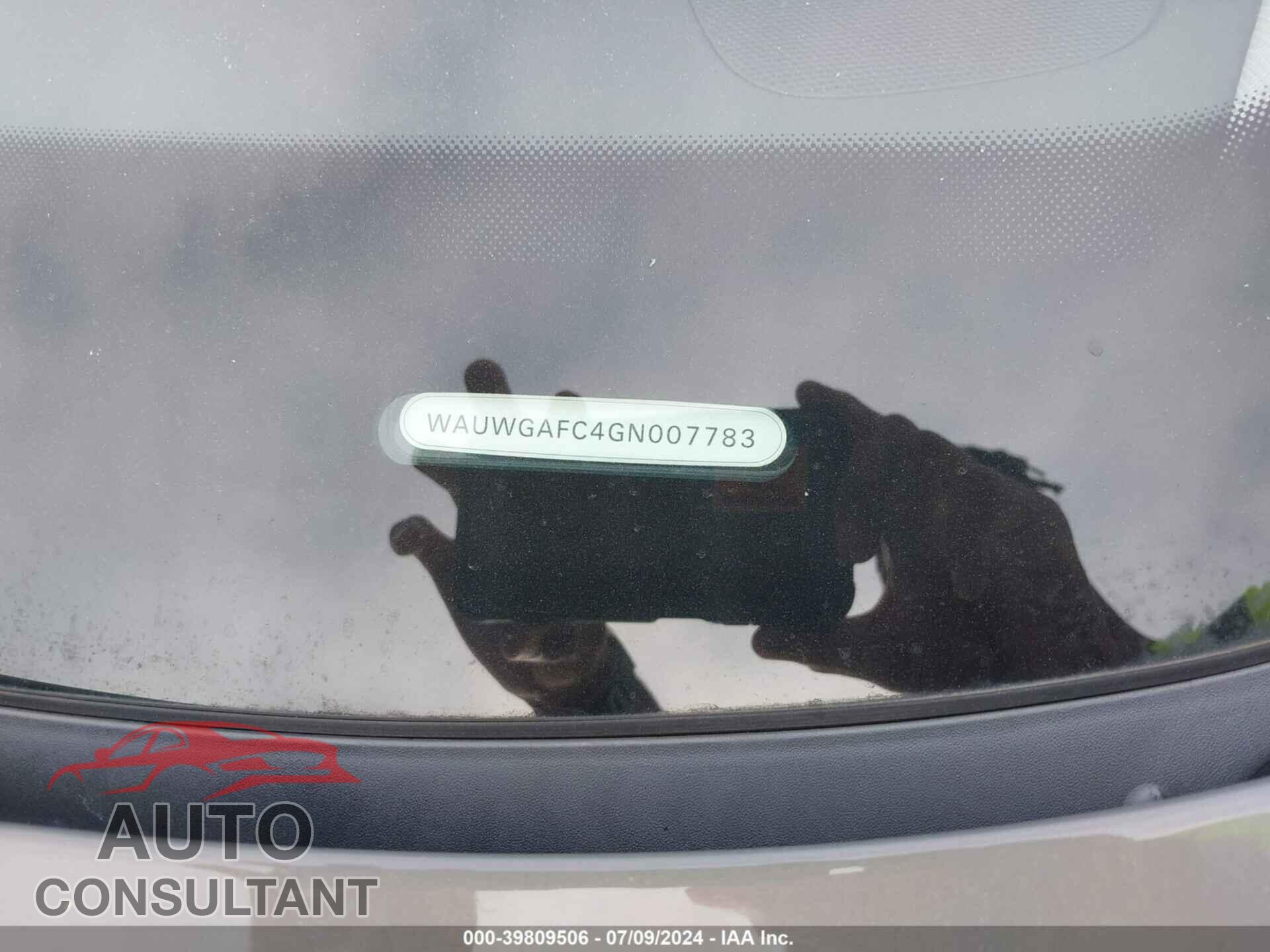 AUDI A7 2016 - WAUWGAFC4GN007783