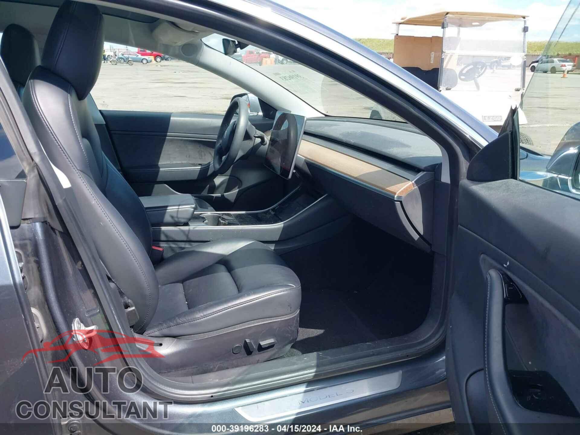 TESLA MODEL 3 2020 - 5YJ3E1EB8LF616923