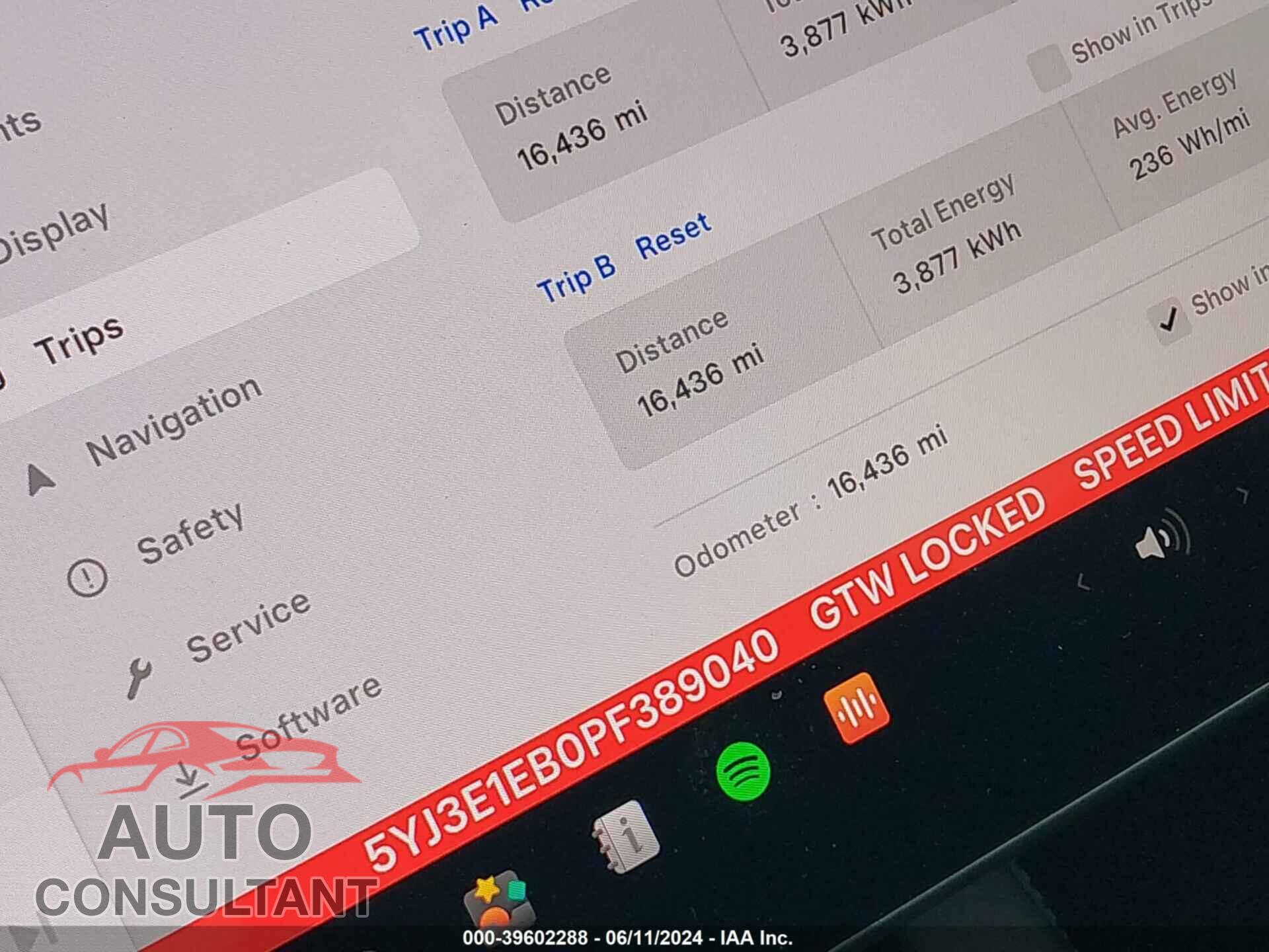 TESLA MODEL 3 2023 - 5YJ3E1EB0PF389040