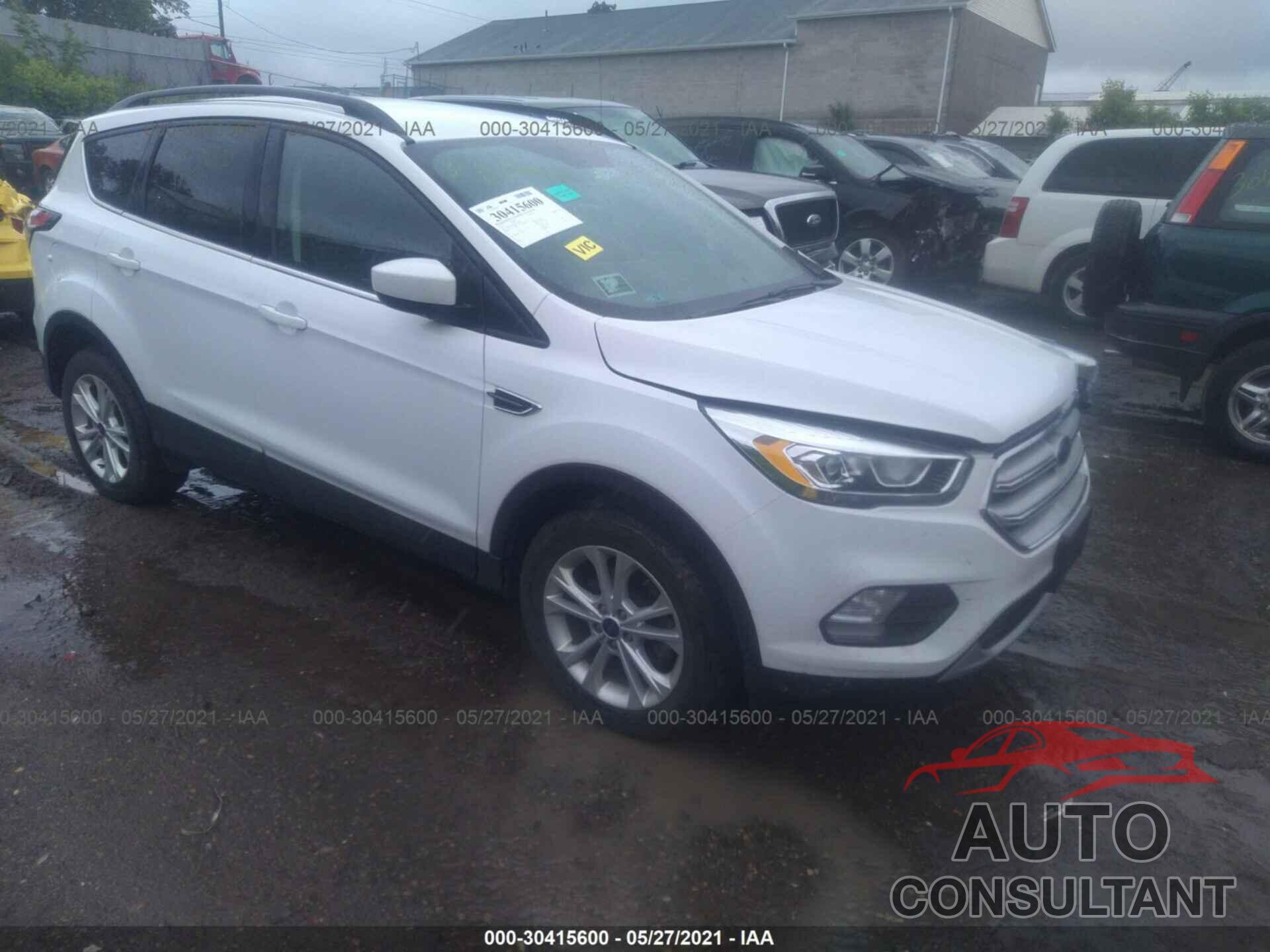 FORD ESCAPE 2017 - 1FMCU0GD9HUC23793