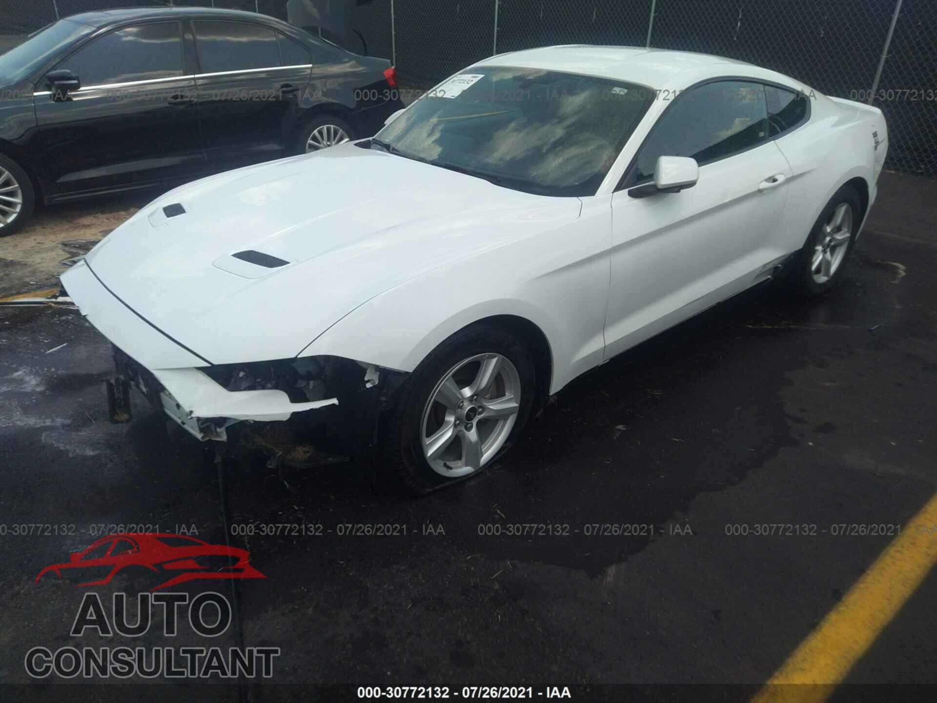 FORD MUSTANG 2018 - 1FA6P8TH8J5116370
