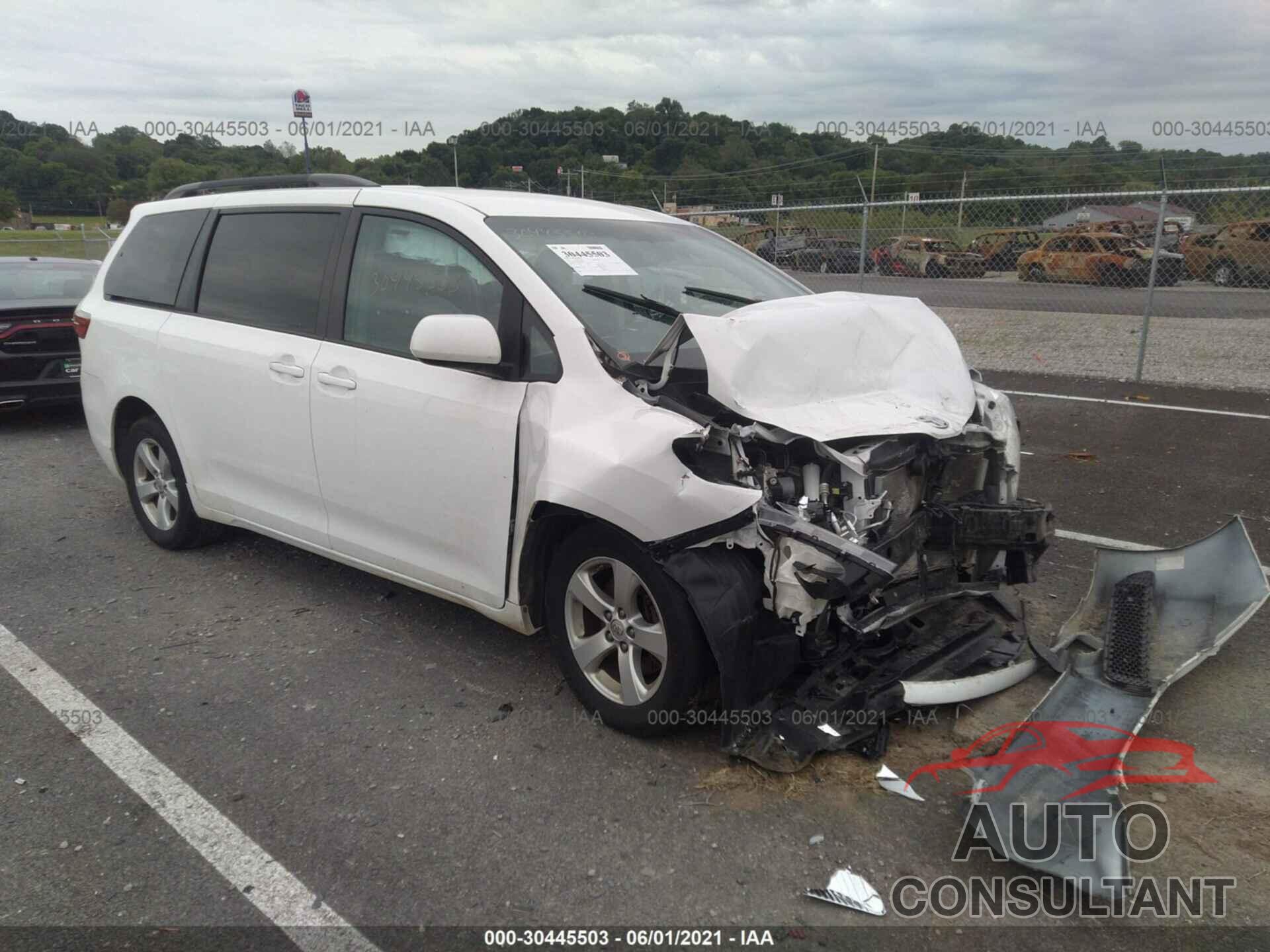 TOYOTA SIENNA 2016 - 5TDKK3DC0GS748215