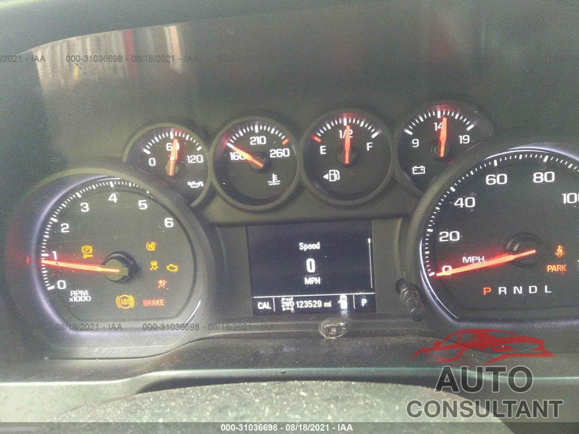 CHEVROLET SILVERADO 1500 2019 - 1GCRYBEF3KZ385528