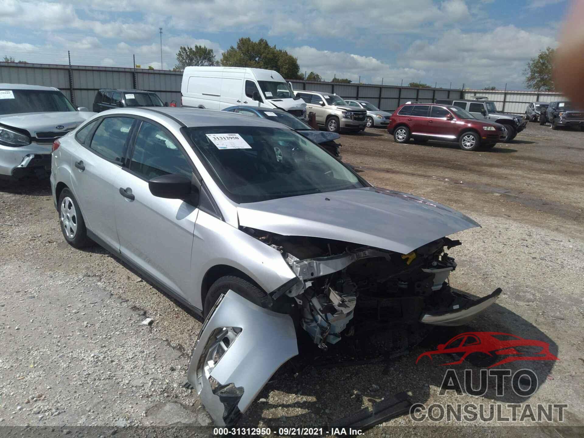 FORD FOCUS 2016 - 1FADP3E29GL331103