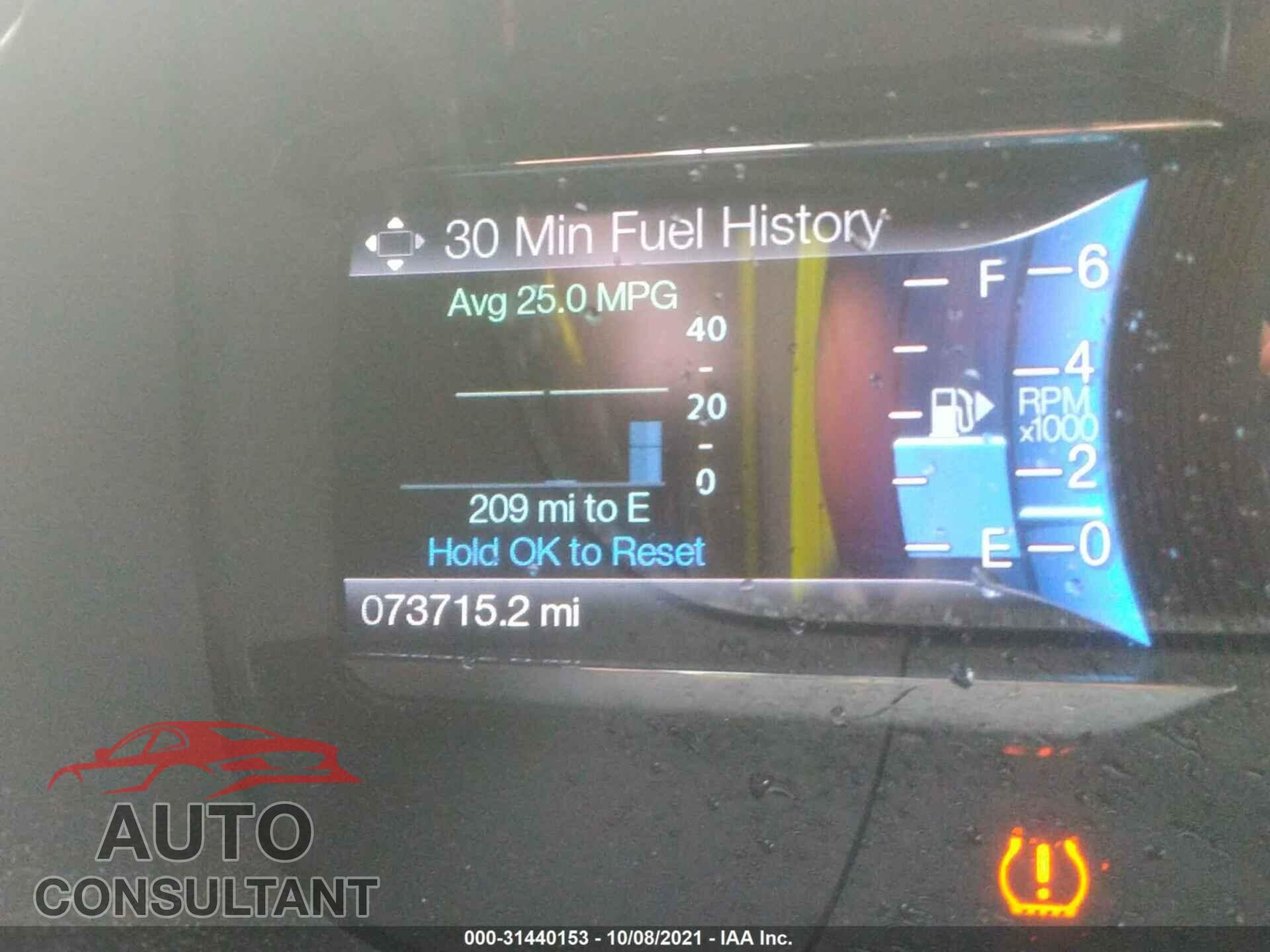 FORD TAURUS 2017 - 1FAHP2E80HG146643