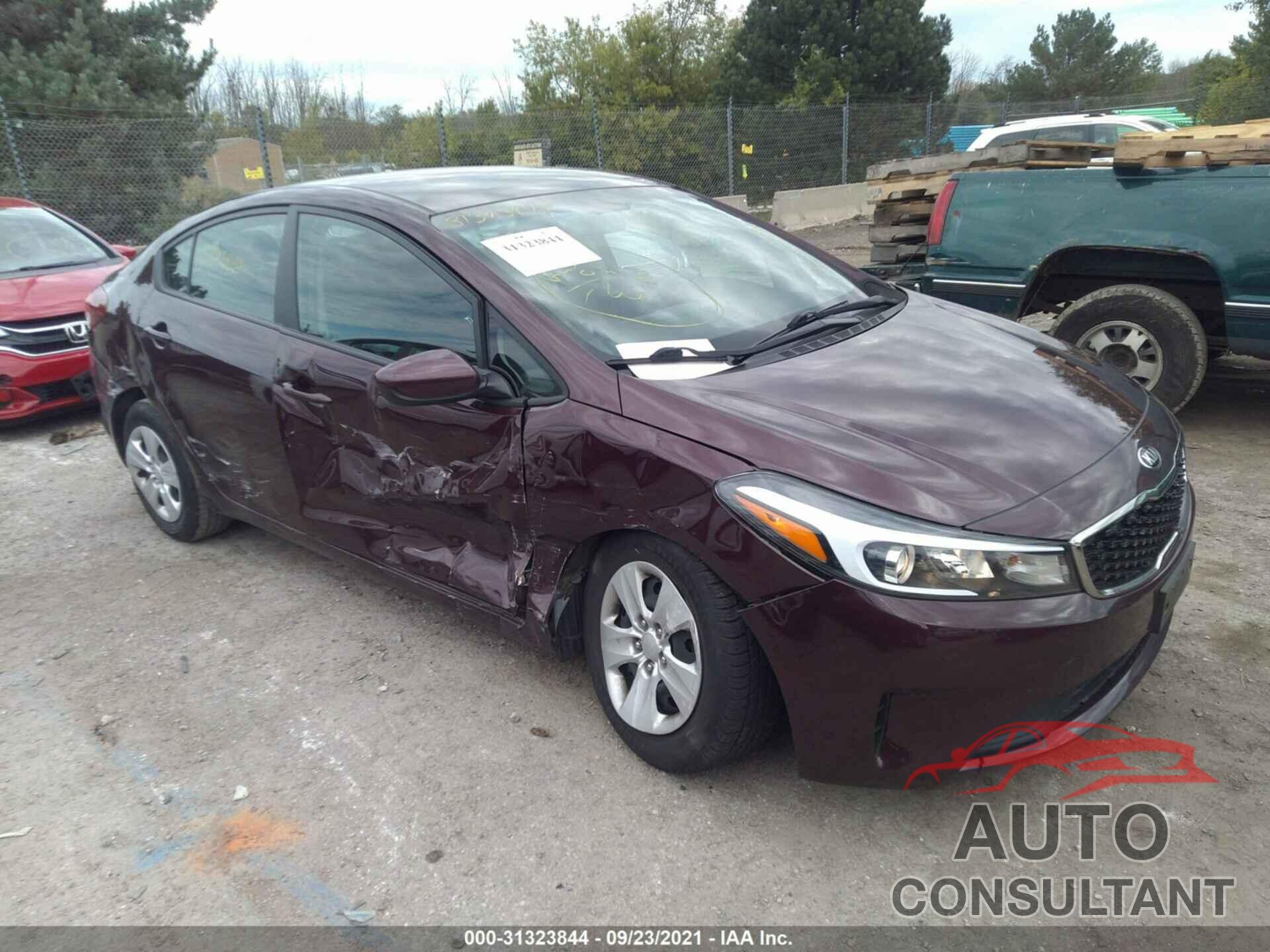 KIA FORTE 2018 - 3KPFK4A77JE260377