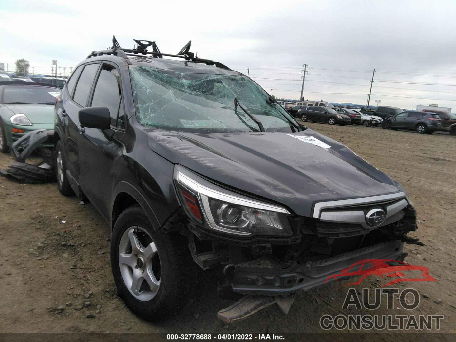 SUBARU FORESTER 2019 - JF2SKACC1KH468288