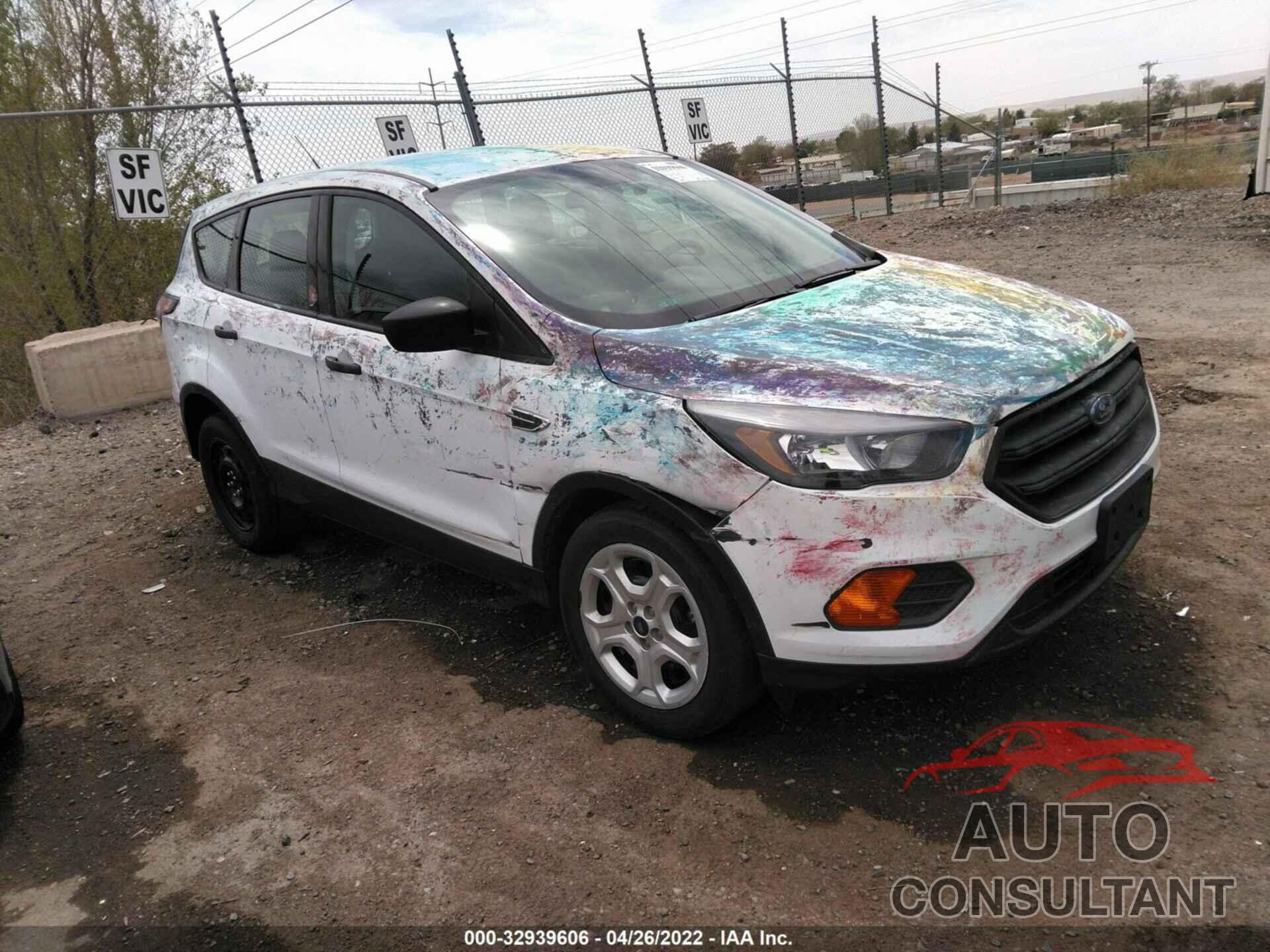 FORD ESCAPE 2018 - 1FMCU0F77JUB73400