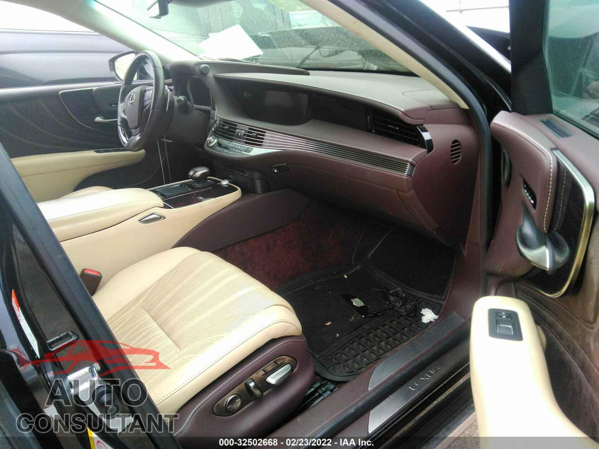 LEXUS LS 2018 - JTHB5LFF3J5006062