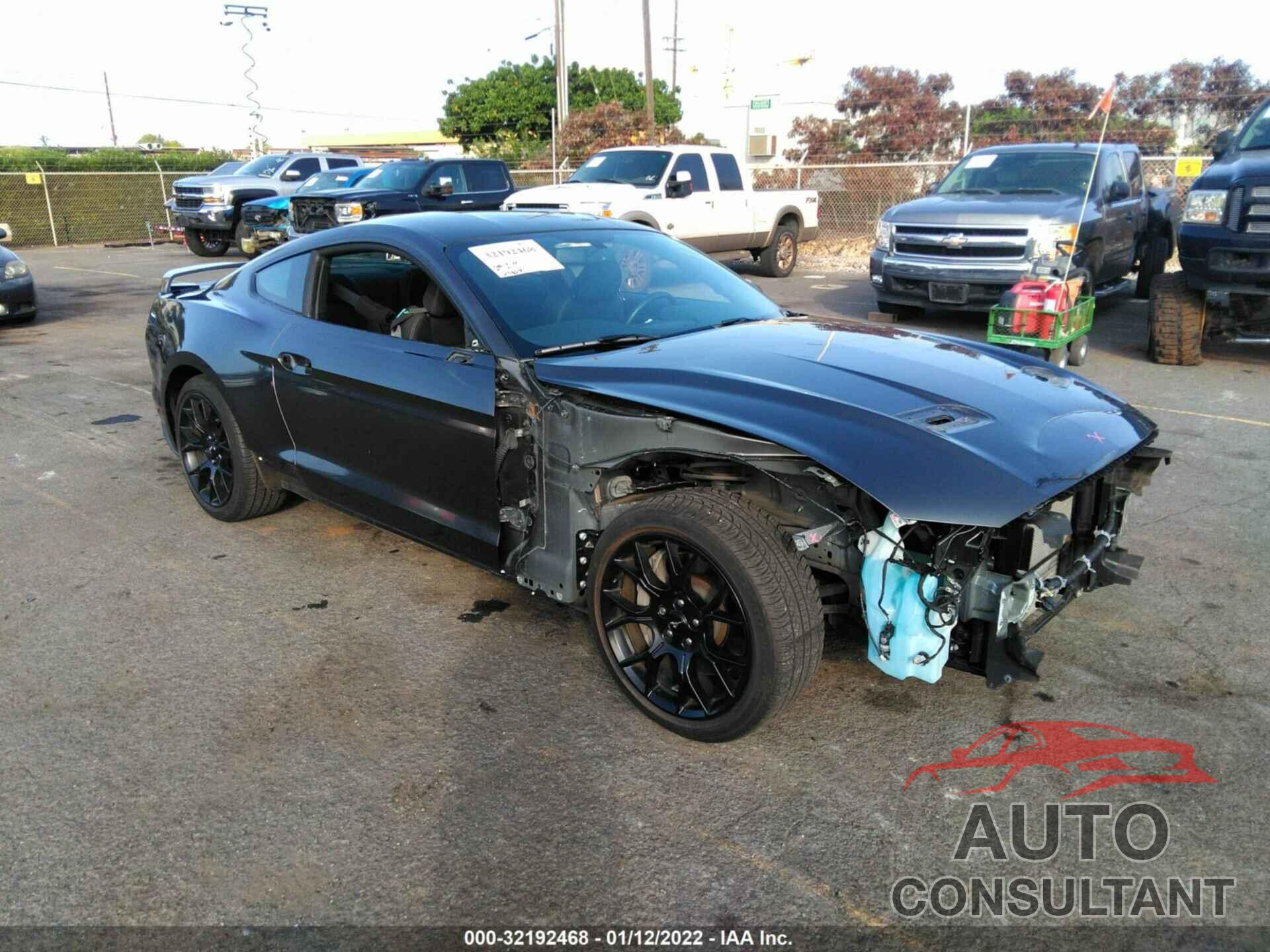 FORD MUSTANG 2018 - 1FA6P8TH0J5176790