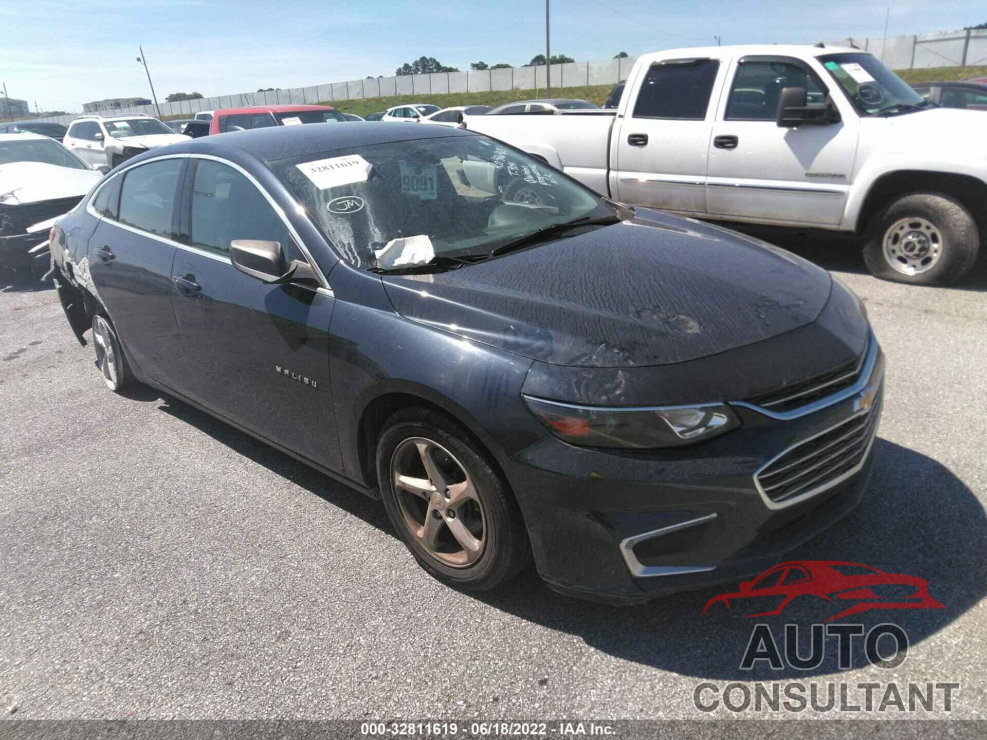 CHEVROLET MALIBU 2018 - 1G1ZB5ST3JF250863