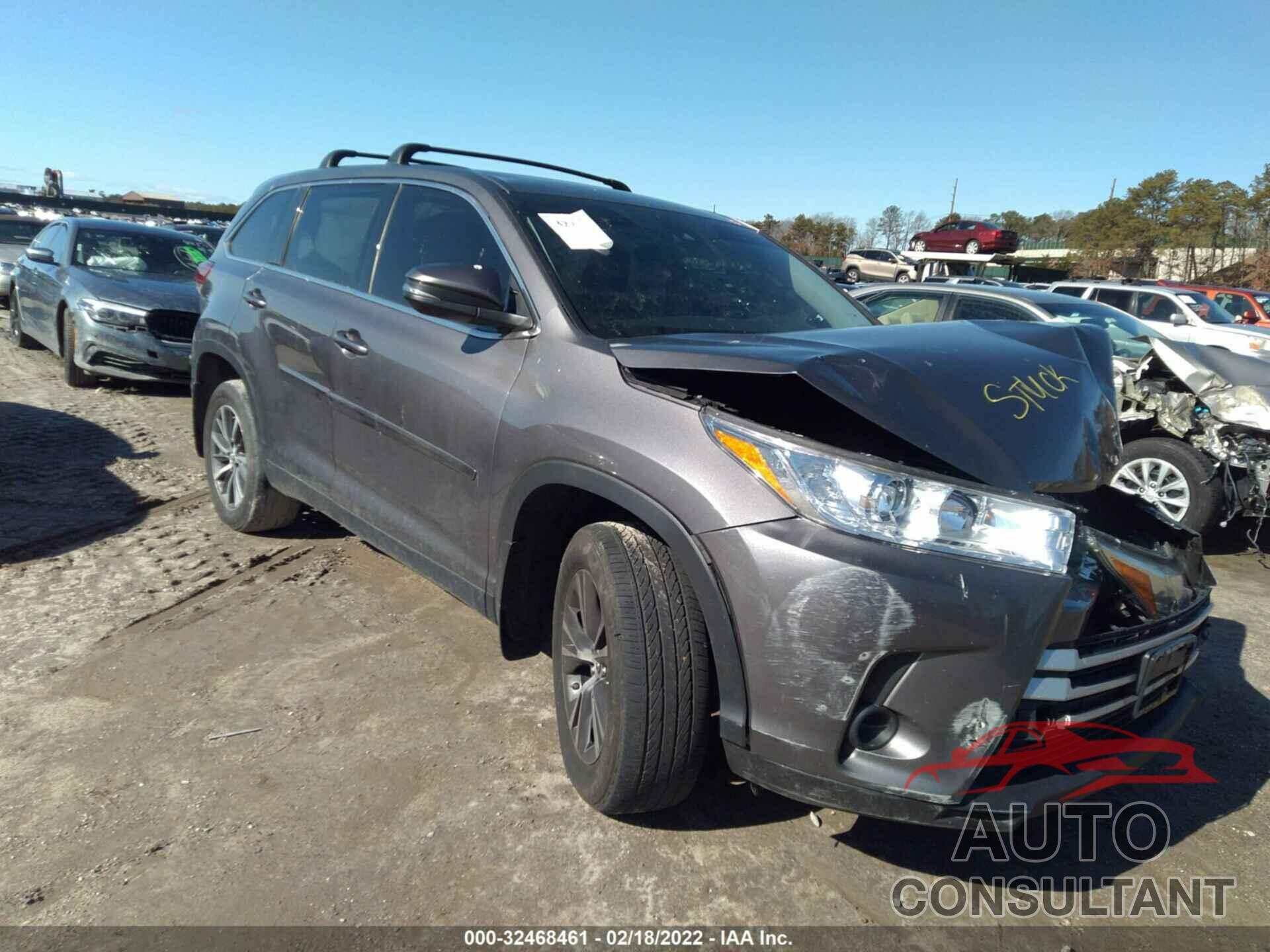 TOYOTA HIGHLANDER 2019 - 5TDBZRFH1KS926519