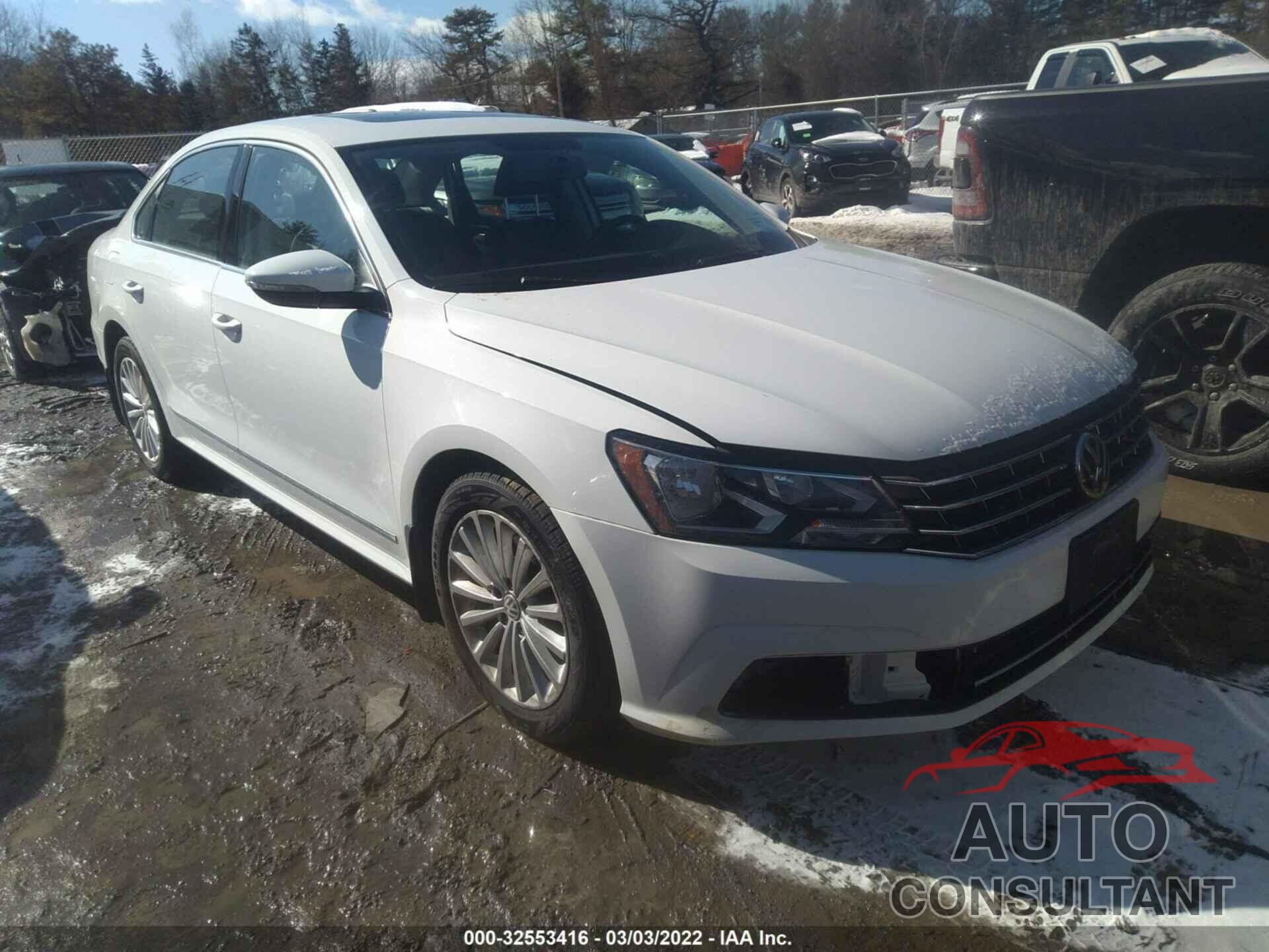 VOLKSWAGEN PASSAT 2017 - 1VWBT7A38HC014169