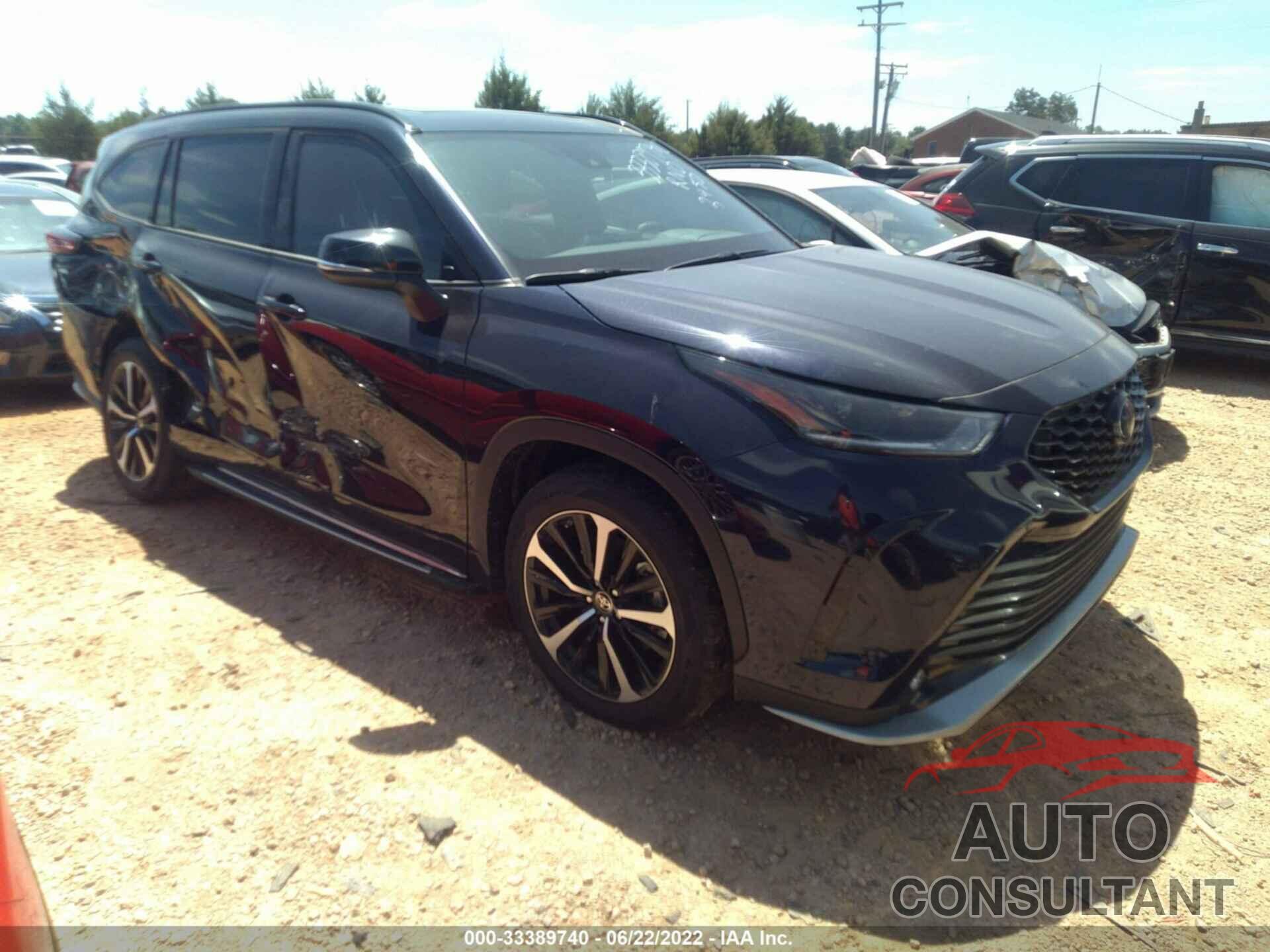 TOYOTA HIGHLANDER 2021 - 5TDLZRBH7MS129396