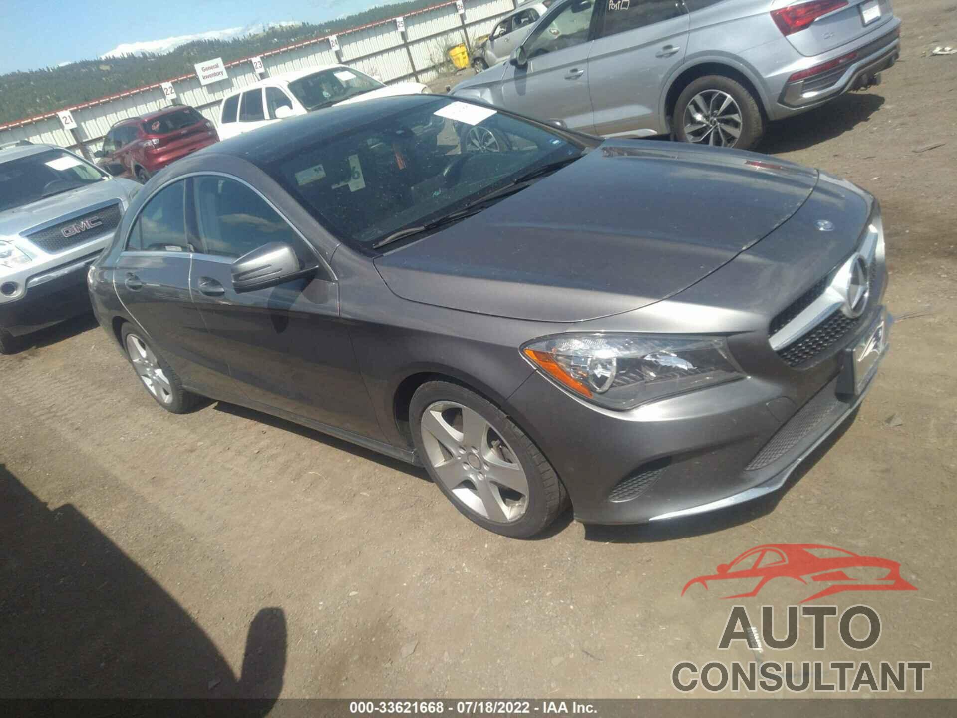 MERCEDES-BENZ CLA 2017 - WDDSJ4GB7HN429712