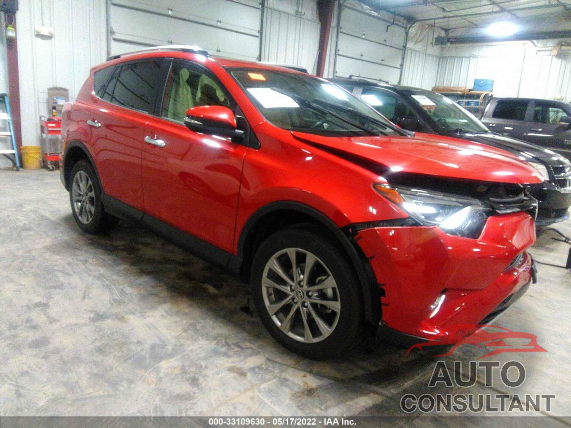 TOYOTA RAV4 2017 - JTMDFREV5HJ157070