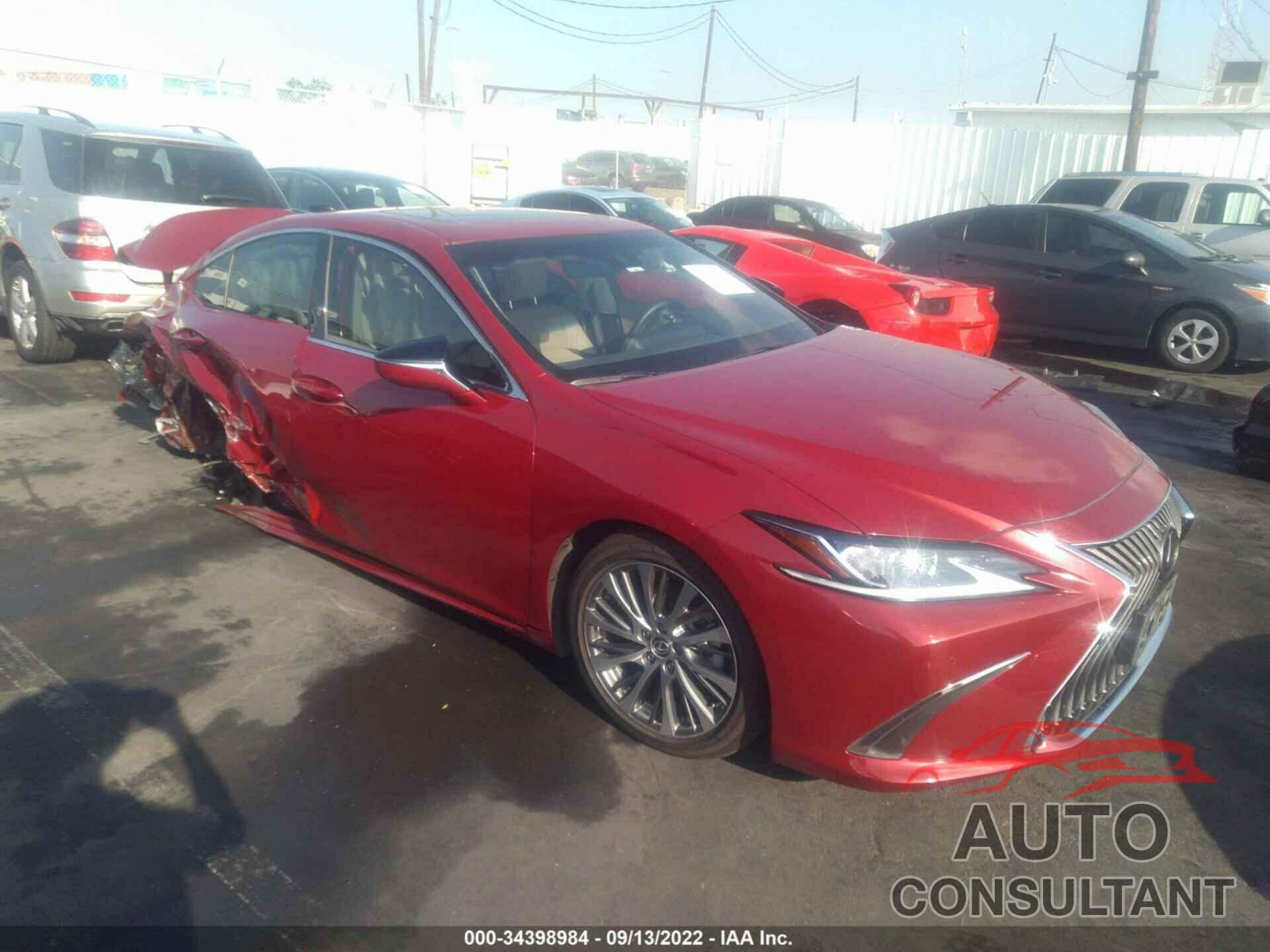 LEXUS ES 2019 - JTHBZ1B12K2003854