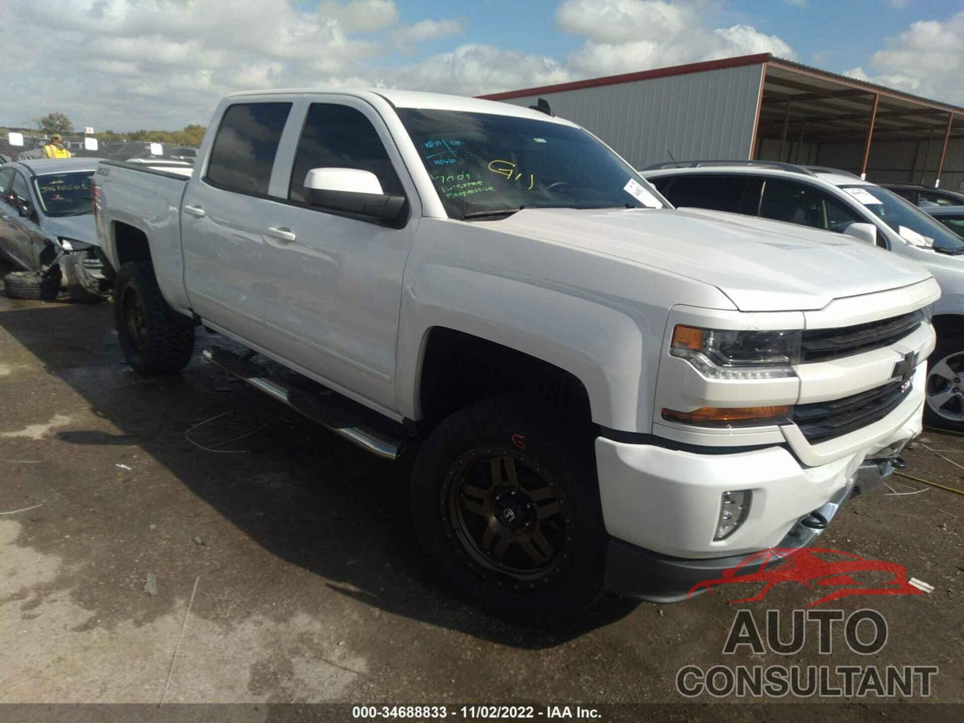 CHEVROLET SILVERADO 1500 2018 - 3GCUKREC8JG454769
