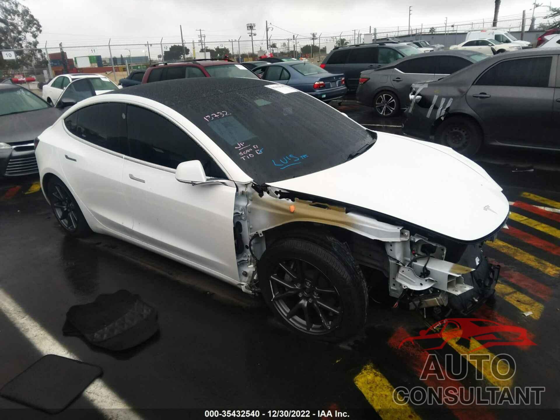 TESLA MODEL 3 2019 - 5YJ3E1EB7KF511370