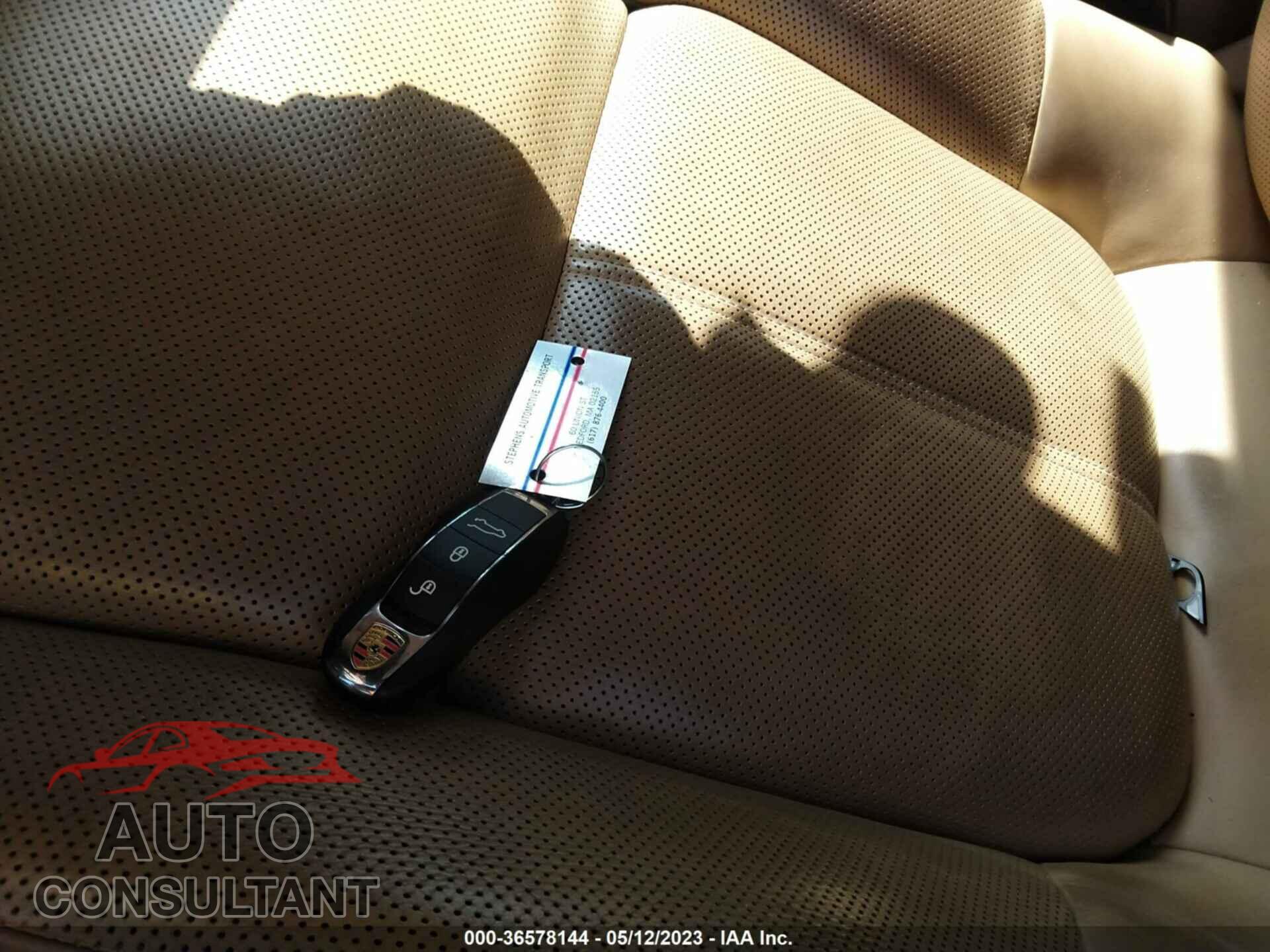 PORSCHE MACAN 2018 - WP1AA2A52JLB00929