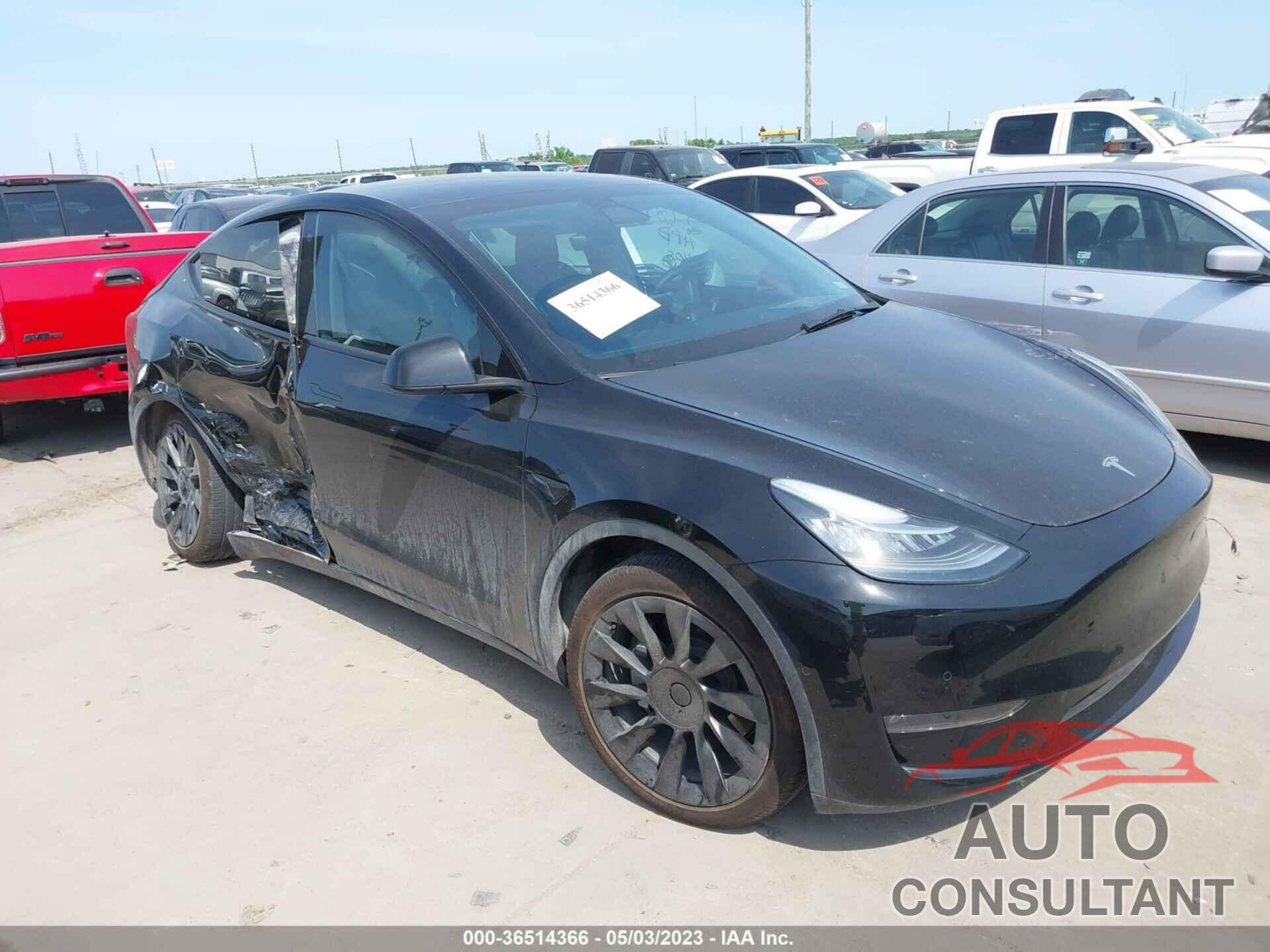 TESLA MODEL Y 2021 - 5YJYGDEE4MF302814
