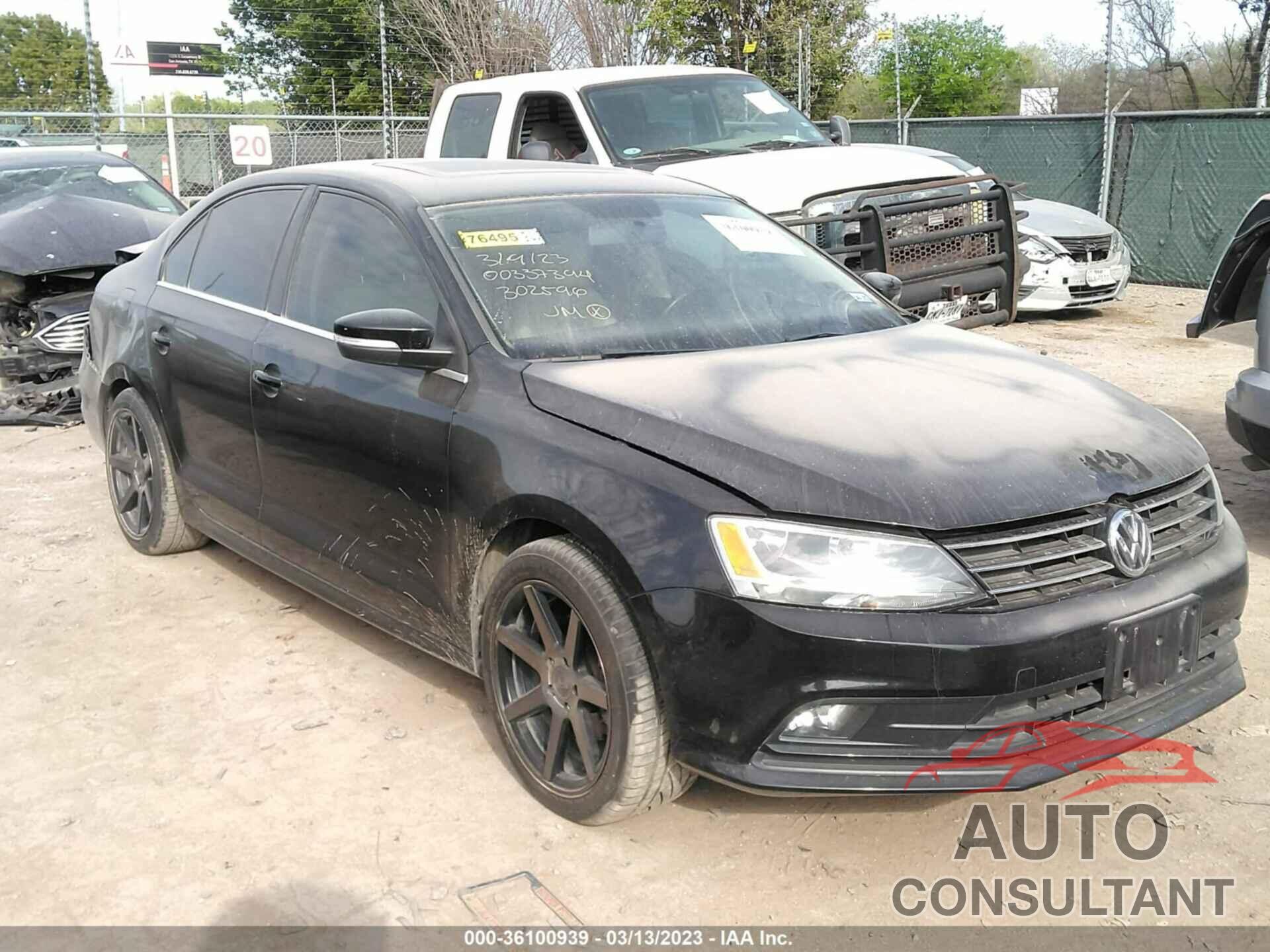 VOLKSWAGEN JETTA SEDAN 2015 - 3VWLA7AJ4FM302596