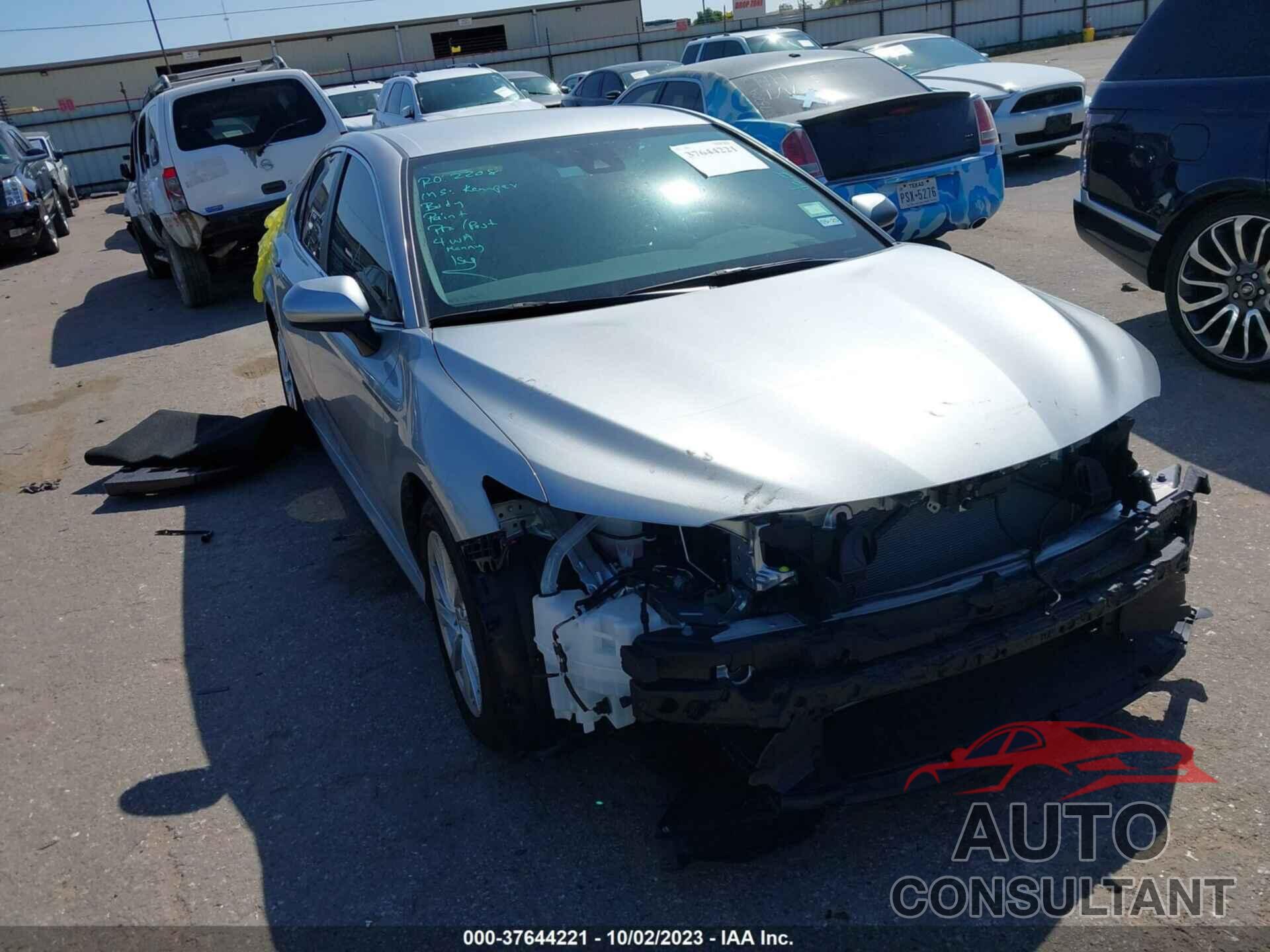 TOYOTA CAMRY 2023 - 4T1C11AK8PU805629