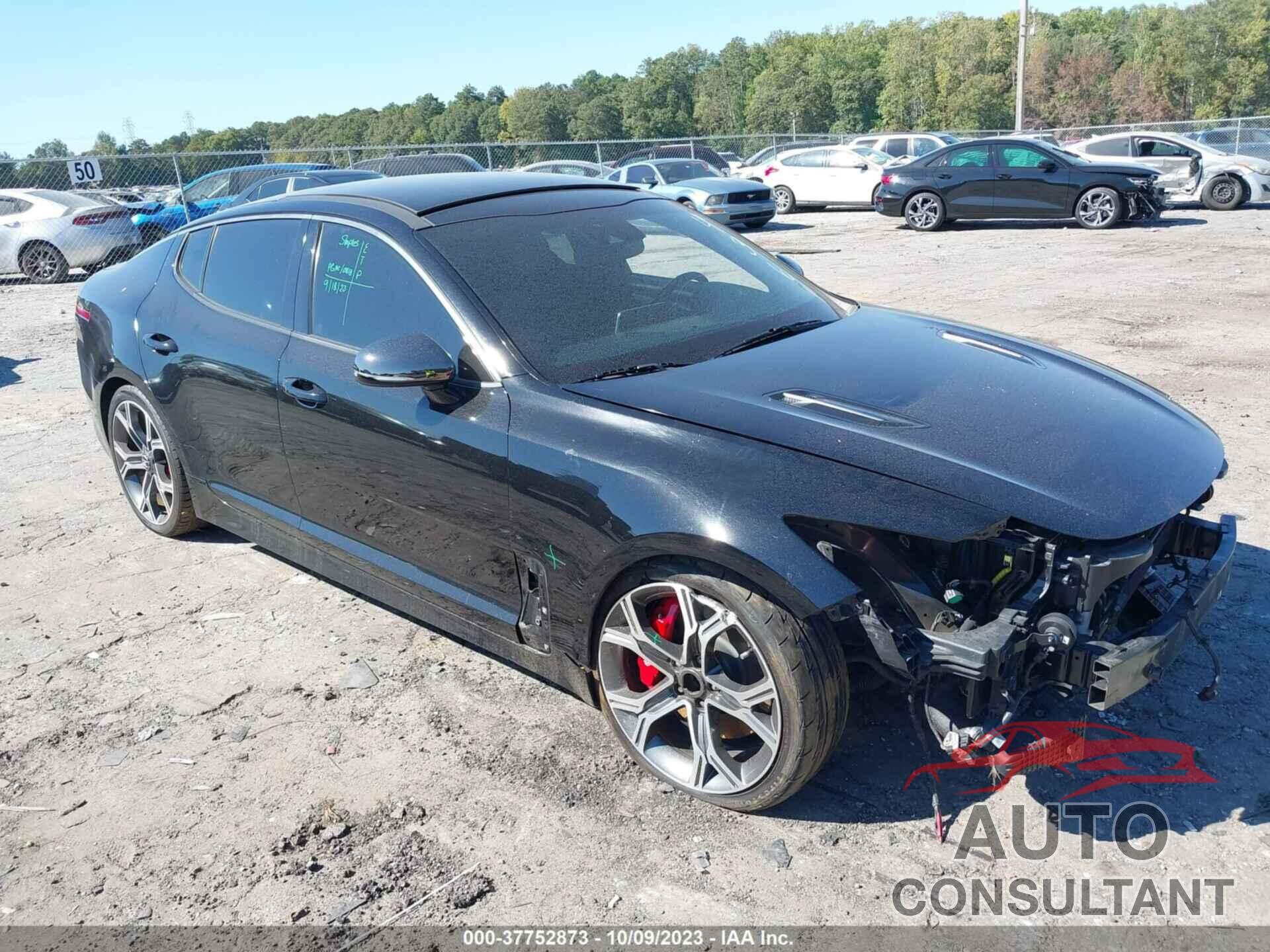 KIA STINGER 2019 - KNAE45LC5K6044361