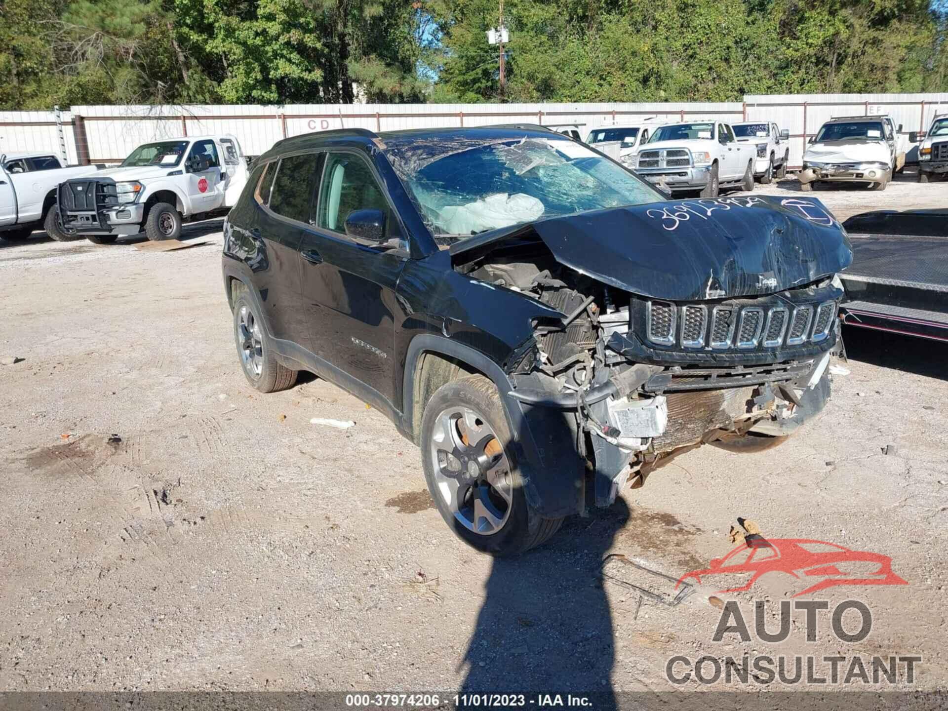 JEEP COMPASS 2018 - 3C4NJDCB9JT357592