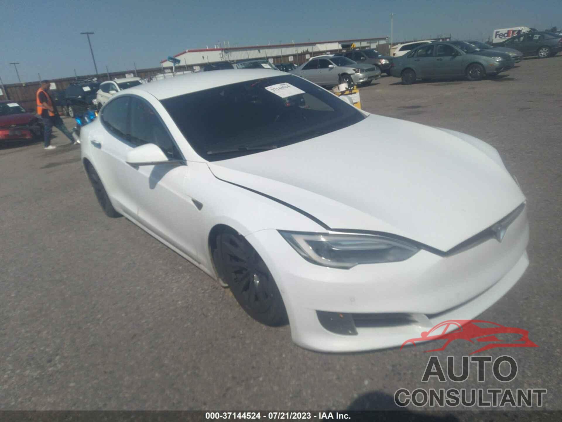 TESLA MODEL S 2016 - 5YJSA1E21GF151205