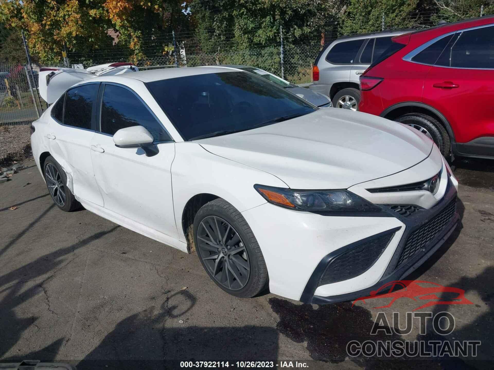 TOYOTA CAMRY 2021 - 4T1G11AK2MU568441