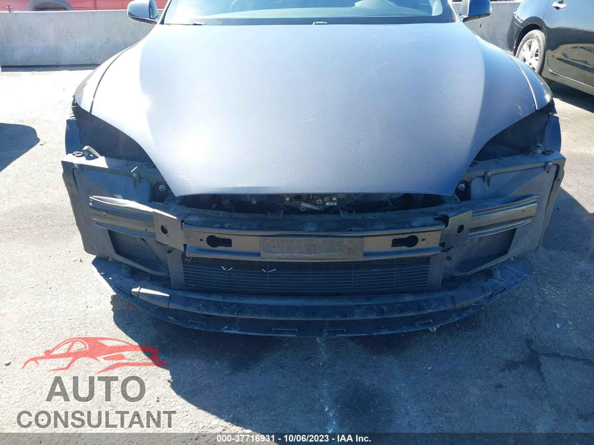 TESLA MODEL S 2018 - 5YJSA1E22JF277029