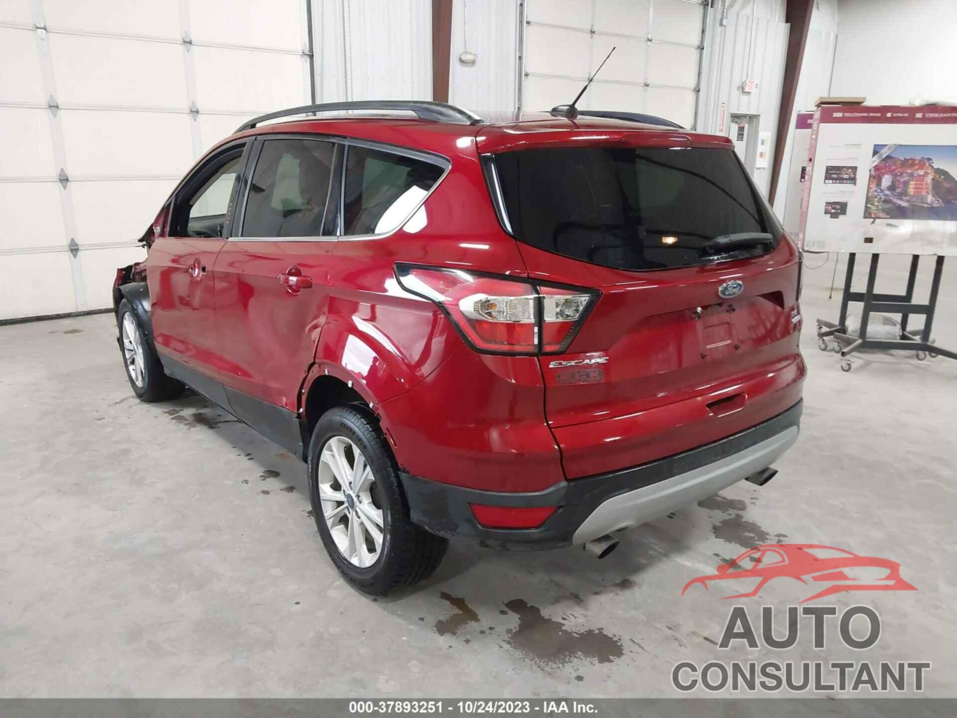 FORD ESCAPE 2018 - 1FMCU0G91JUB62425