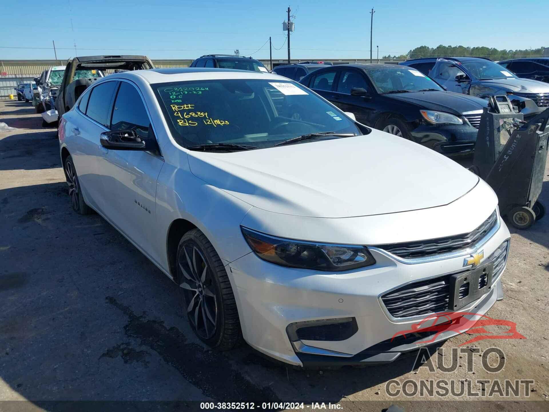 CHEVROLET MALIBU 2018 - 1G1ZD5ST7JF200235