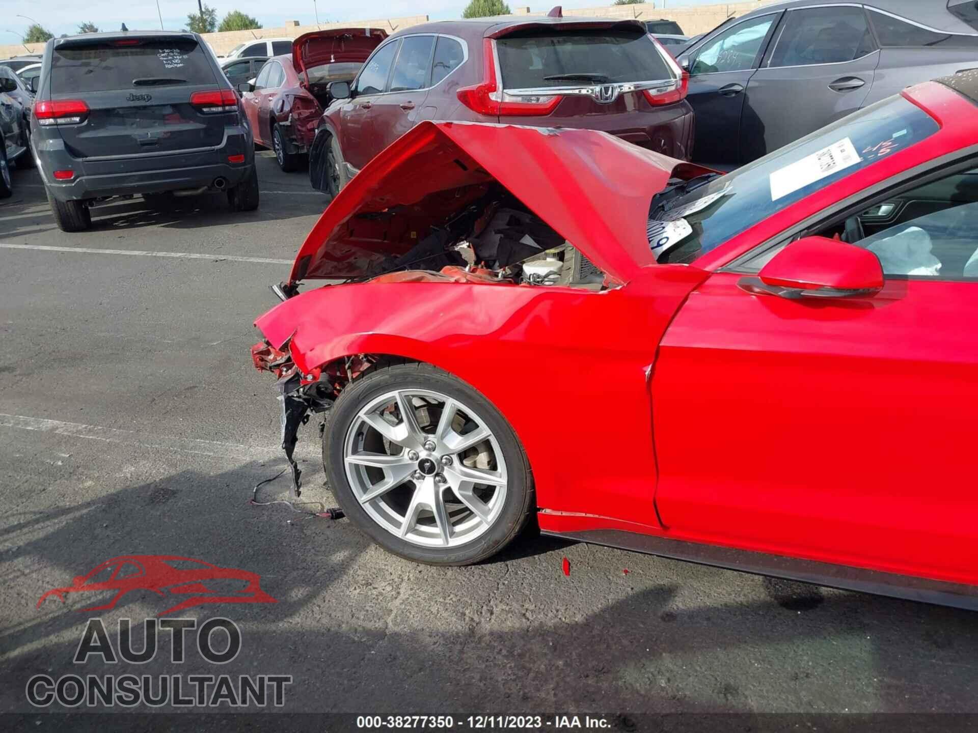 FORD MUSTANG 2018 - 1FATP8UH2J5142660