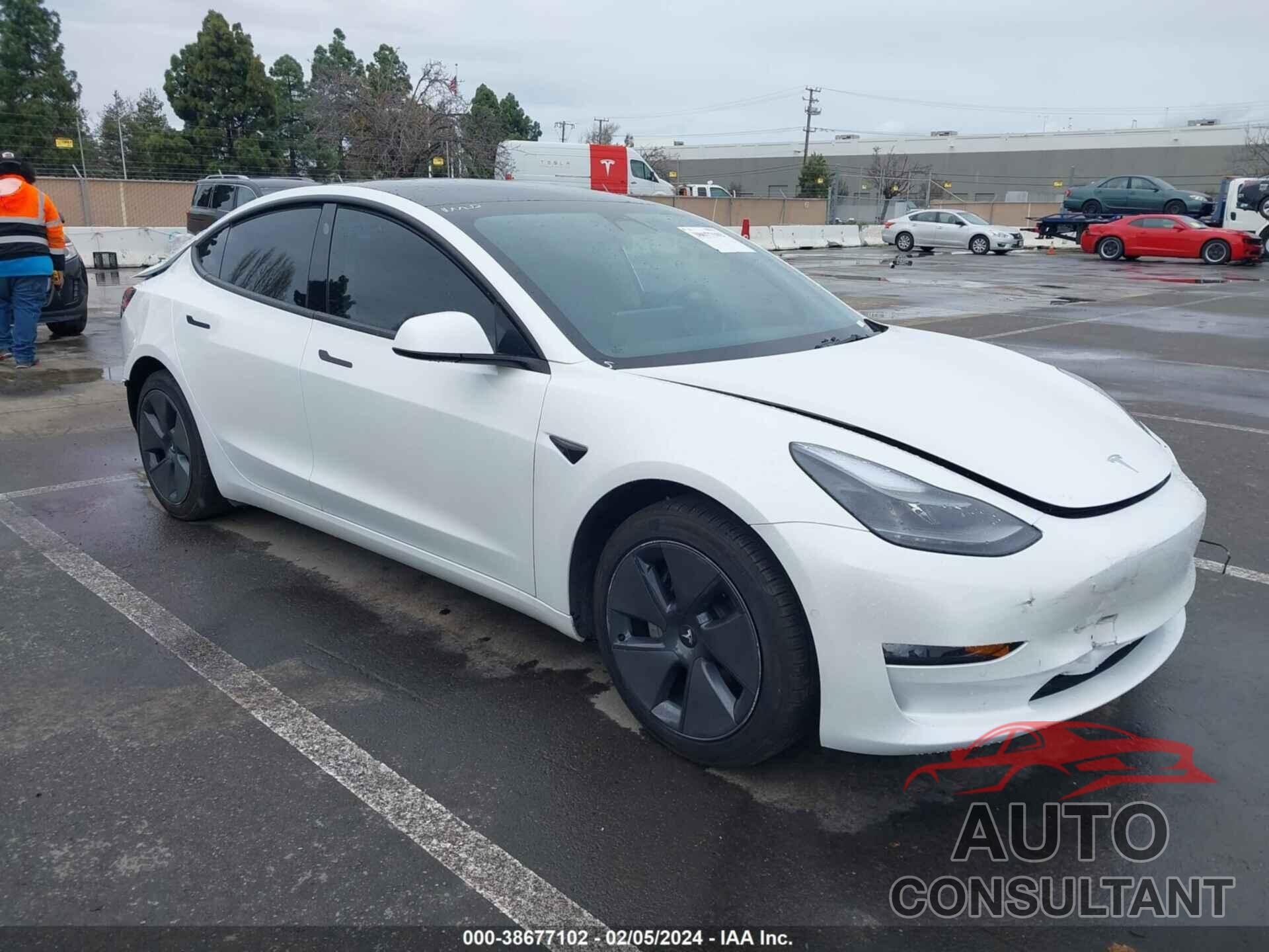 TESLA MODEL 3 2022 - 5YJ3E1EA9NF157668